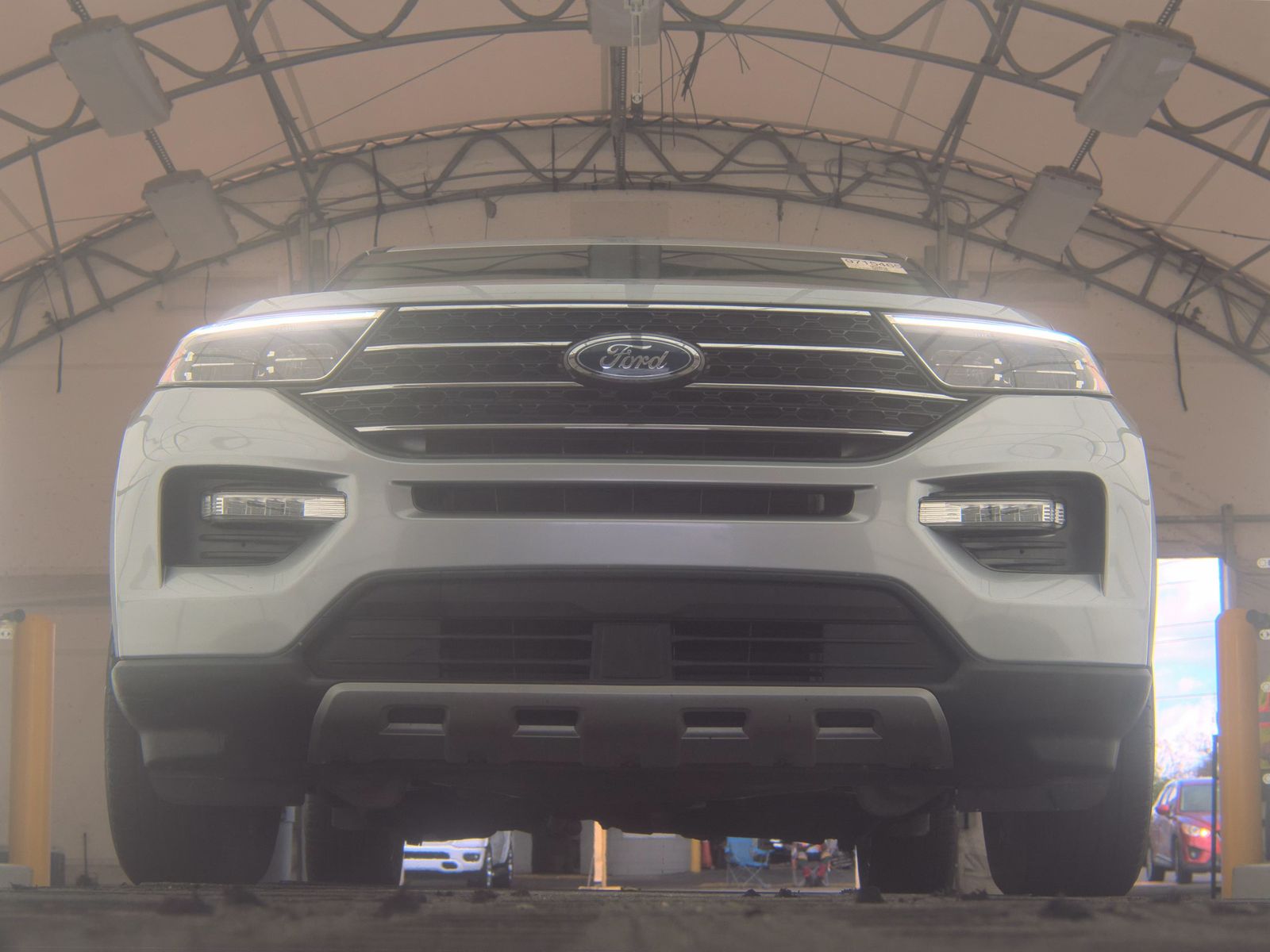 FORD EXPLORER - 4