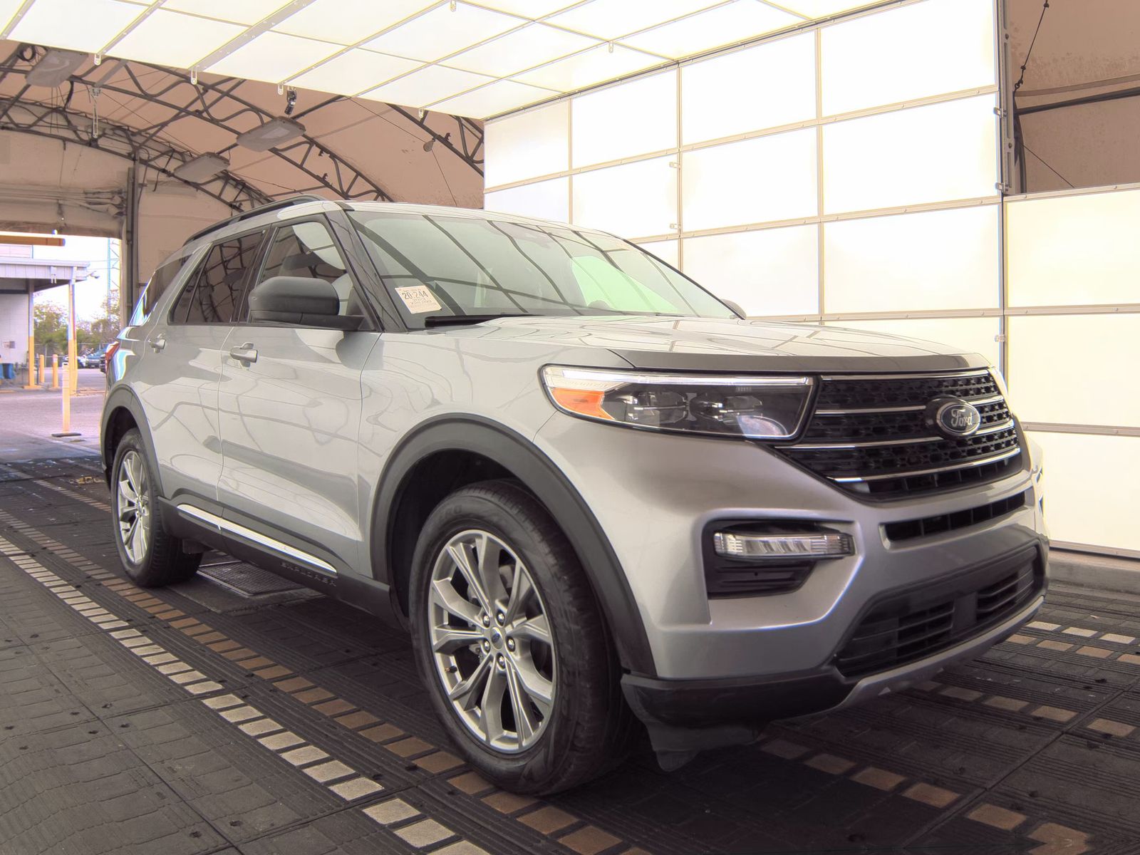 FORD EXPLORER - 5