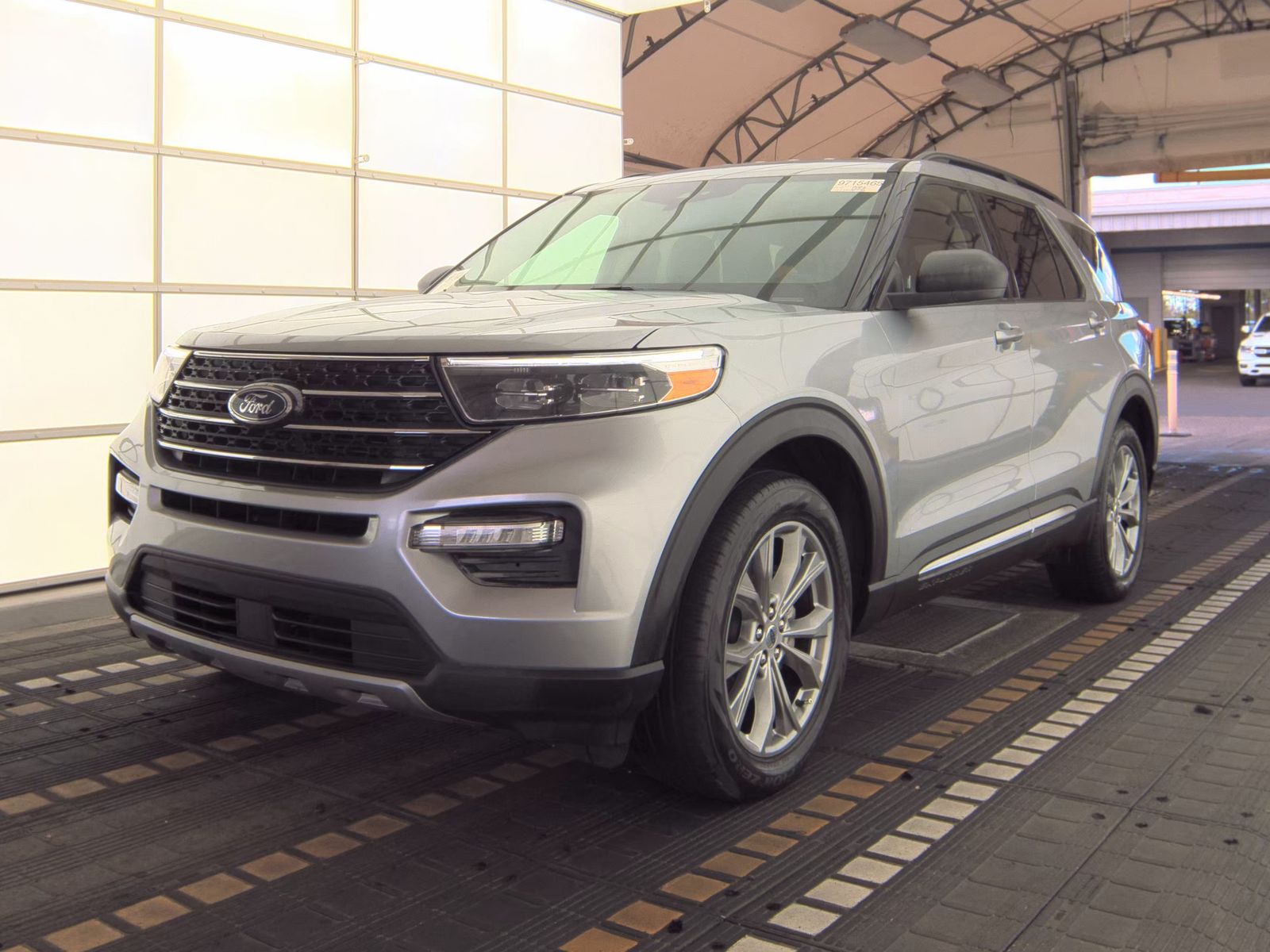 FORD EXPLORER - 1