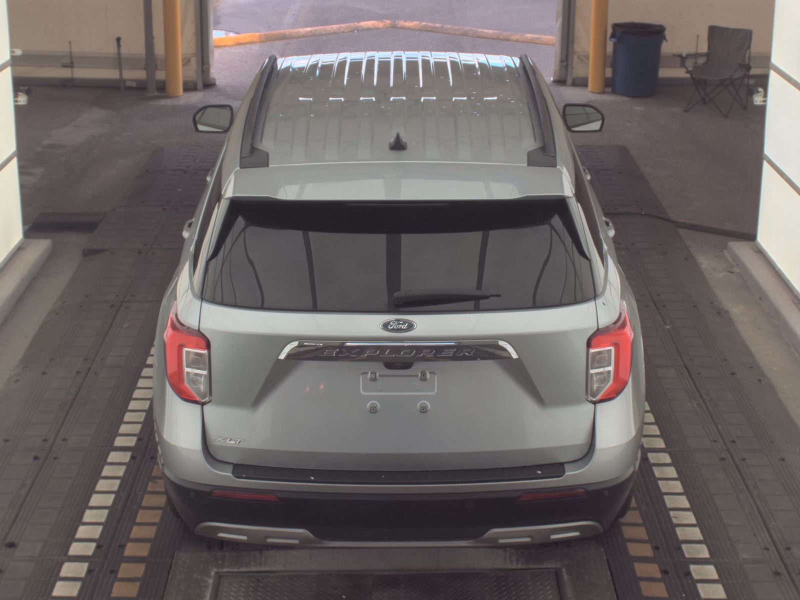 FORD EXPLORER - 7