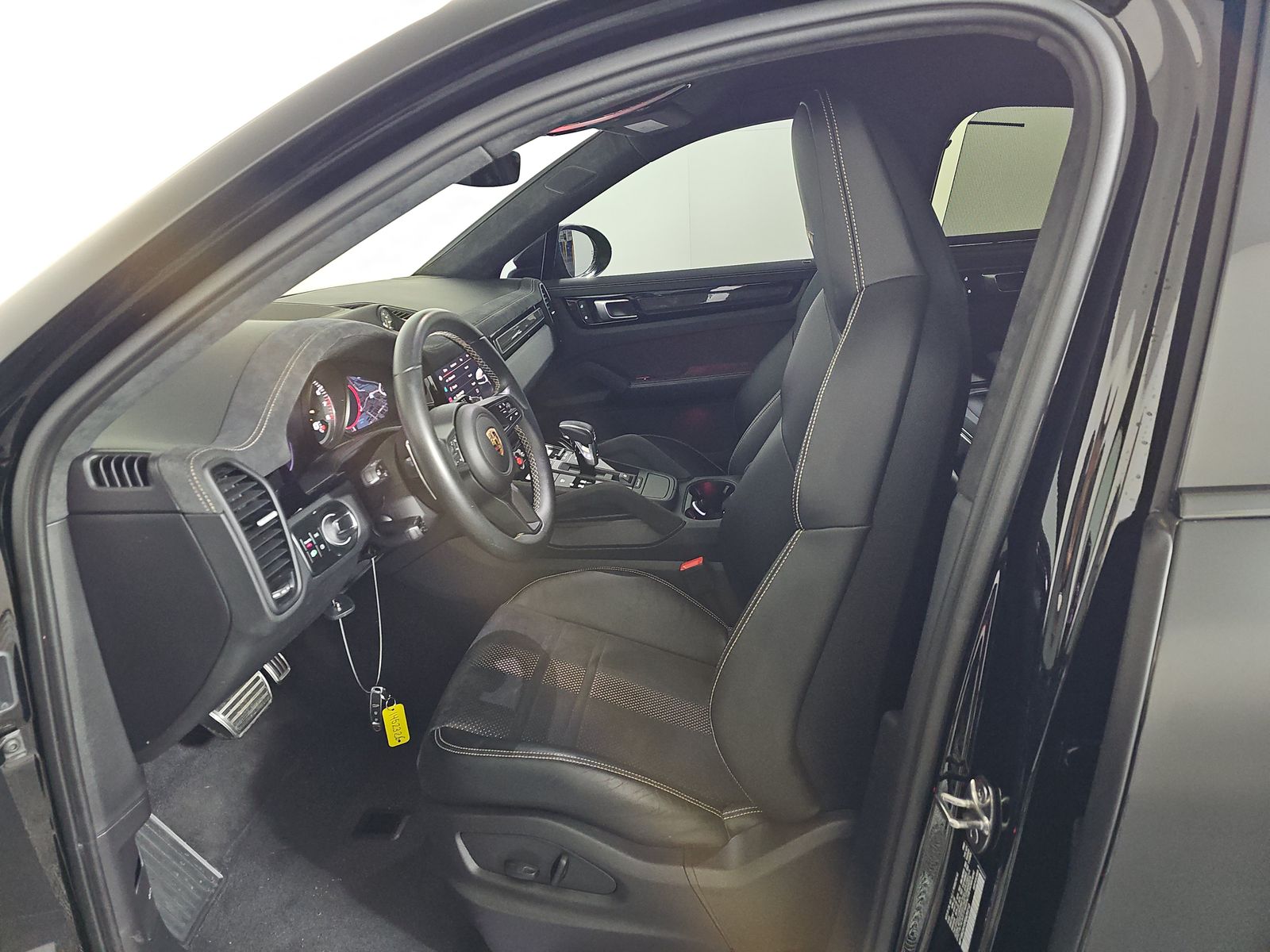 PORSCHE CAYENNE - 8