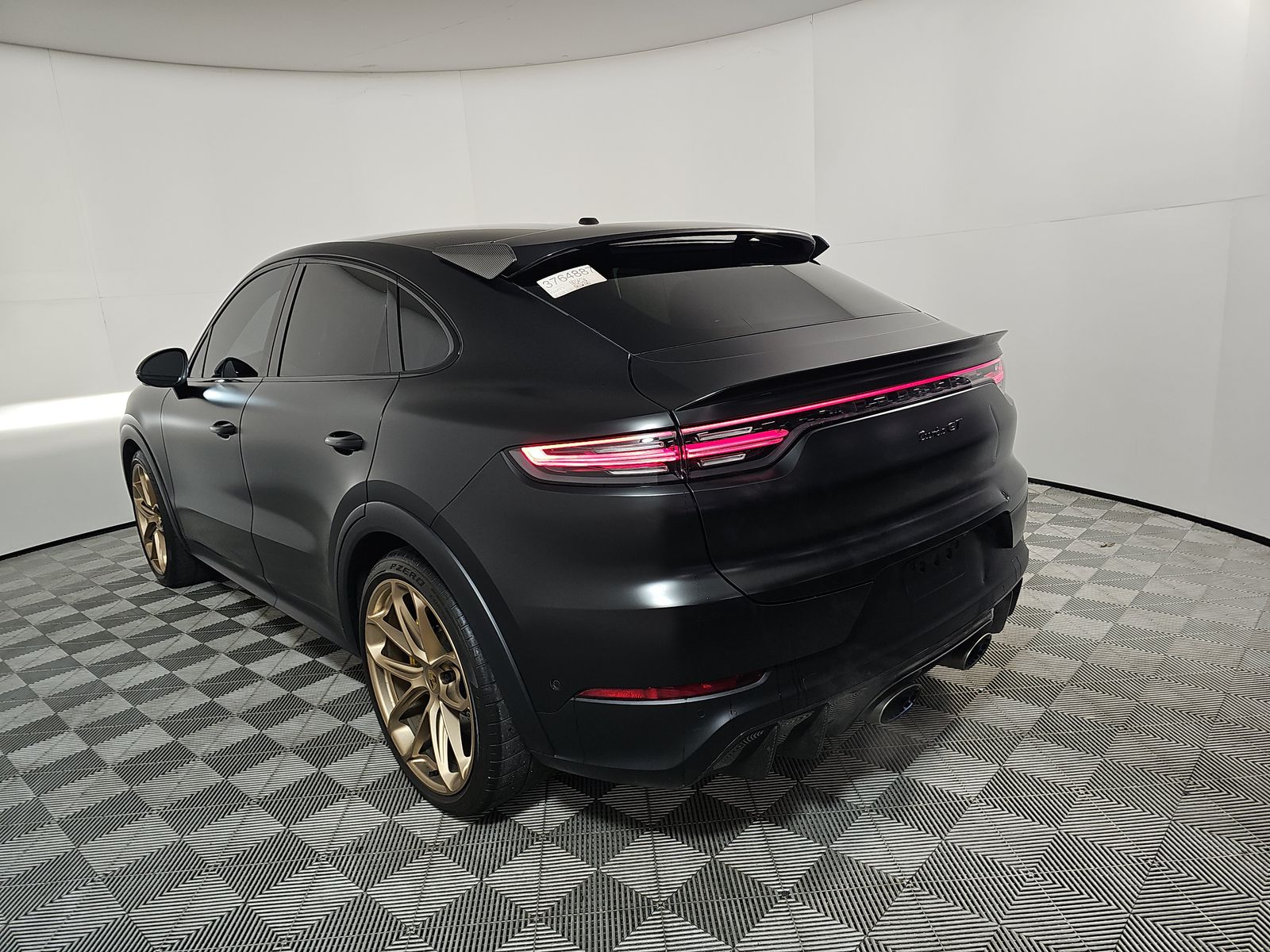 PORSCHE CAYENNE - 7