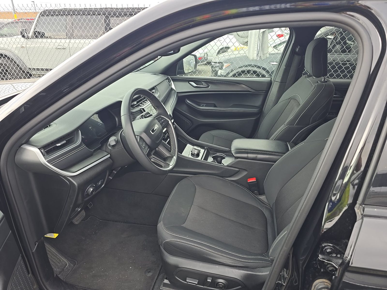 2024 Jeep Grand Cherokee L Laredo AWD