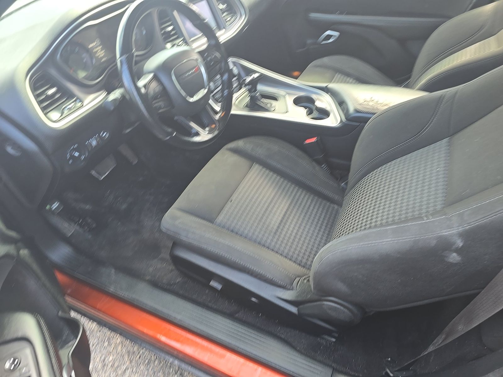 2021 Dodge Challenger SXT RWD
