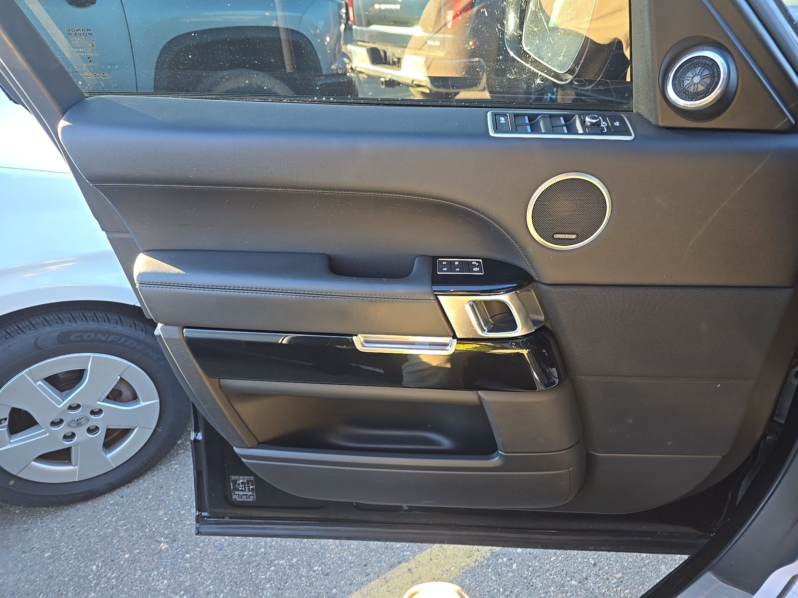 LAND ROVER RANGE ROVER - 10