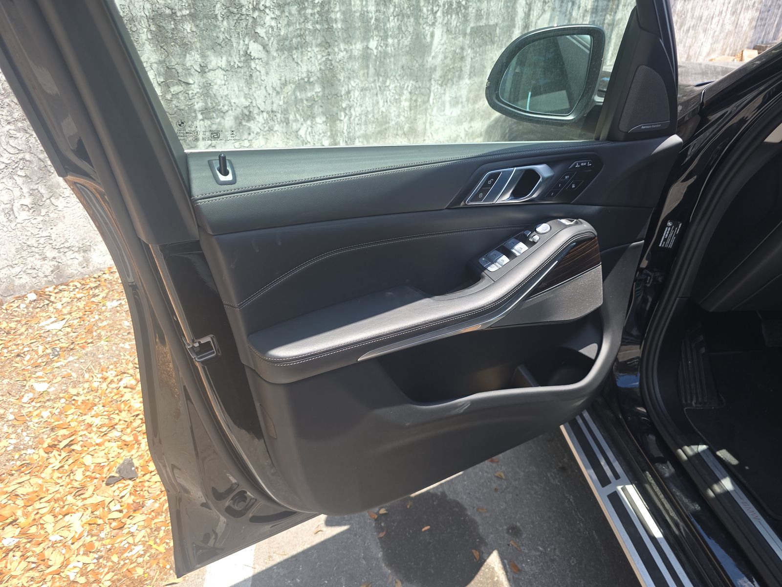 2025 BMW X7 xDrive40i AWD