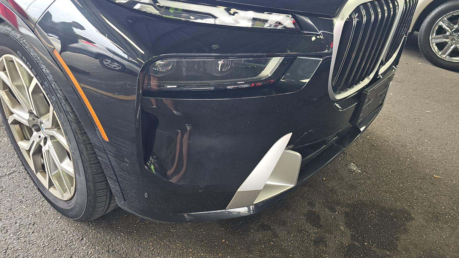 2025 BMW X7 xDrive40i AWD