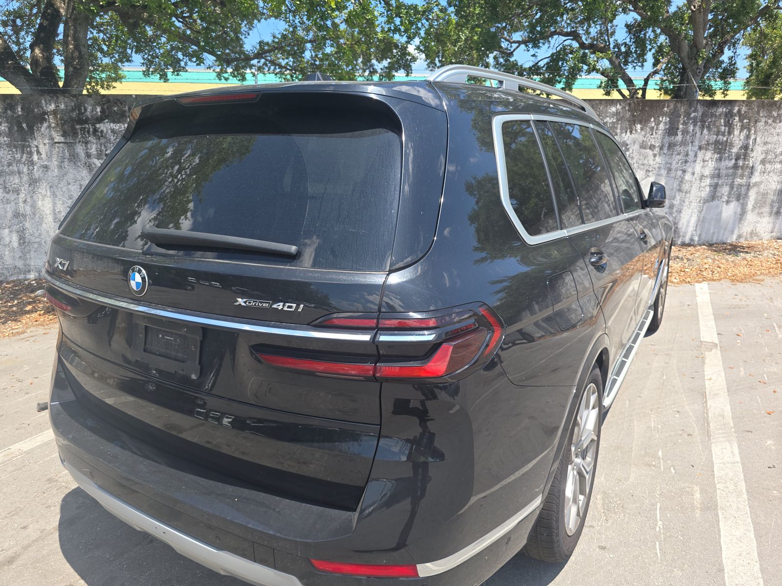 2025 BMW X7 xDrive40i AWD