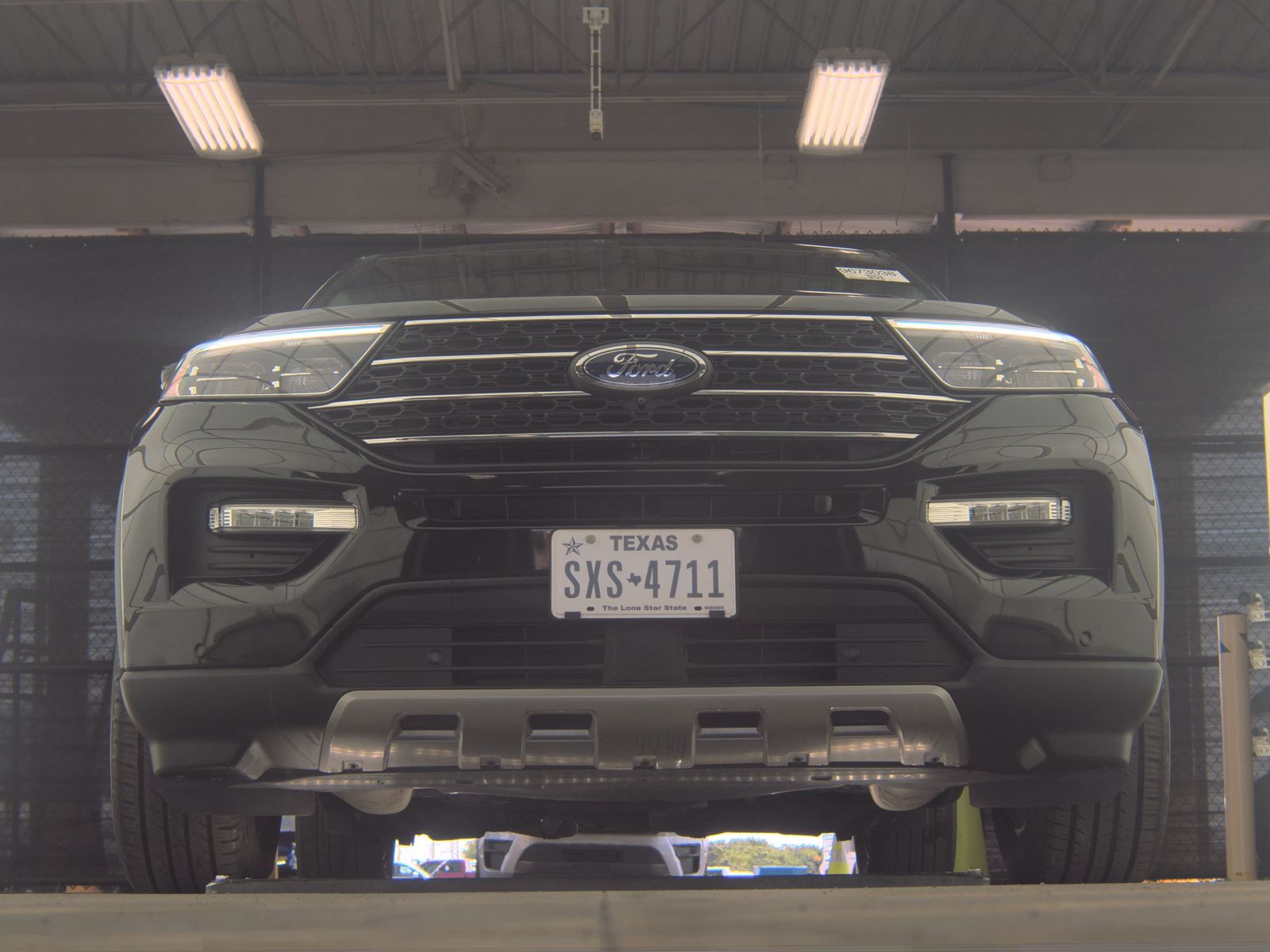 FORD EXPLORER - 4