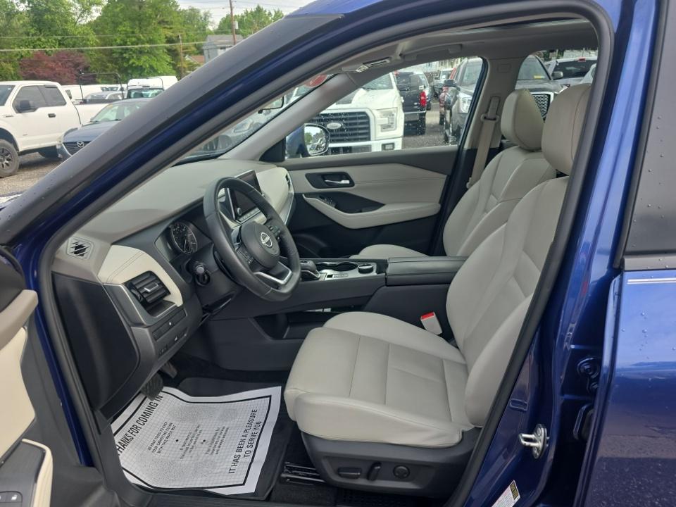 2022 Nissan Rogue SV AWD