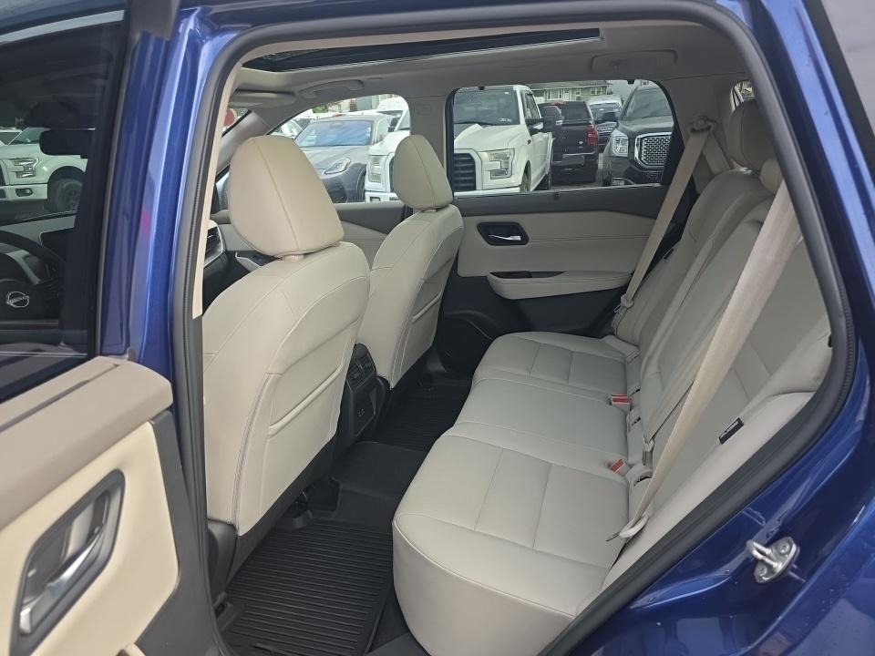 2022 Nissan Rogue SV AWD