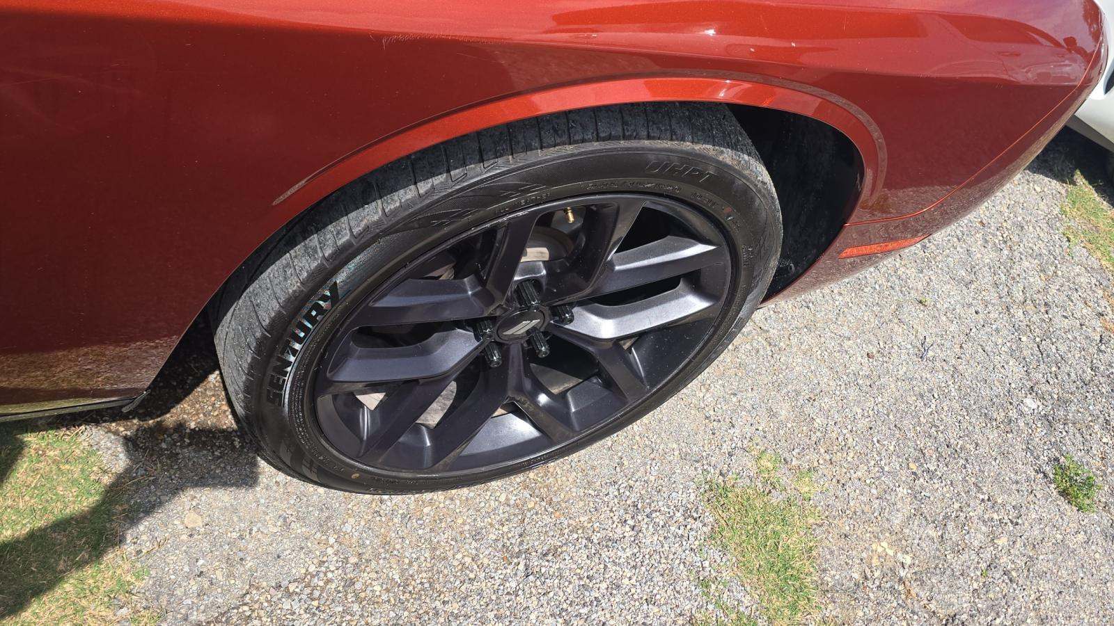 2021 Dodge Challenger SXT RWD