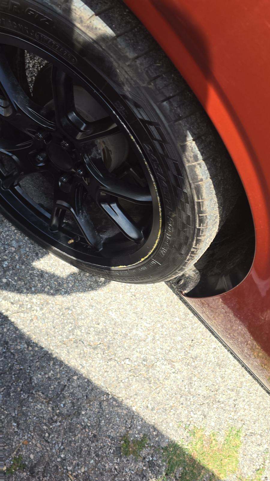 2021 Dodge Challenger SXT RWD