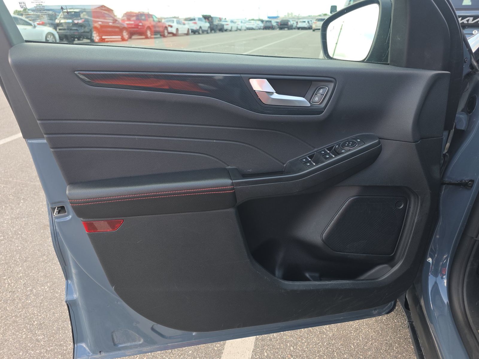 2025 Ford Escape ST-Line FWD