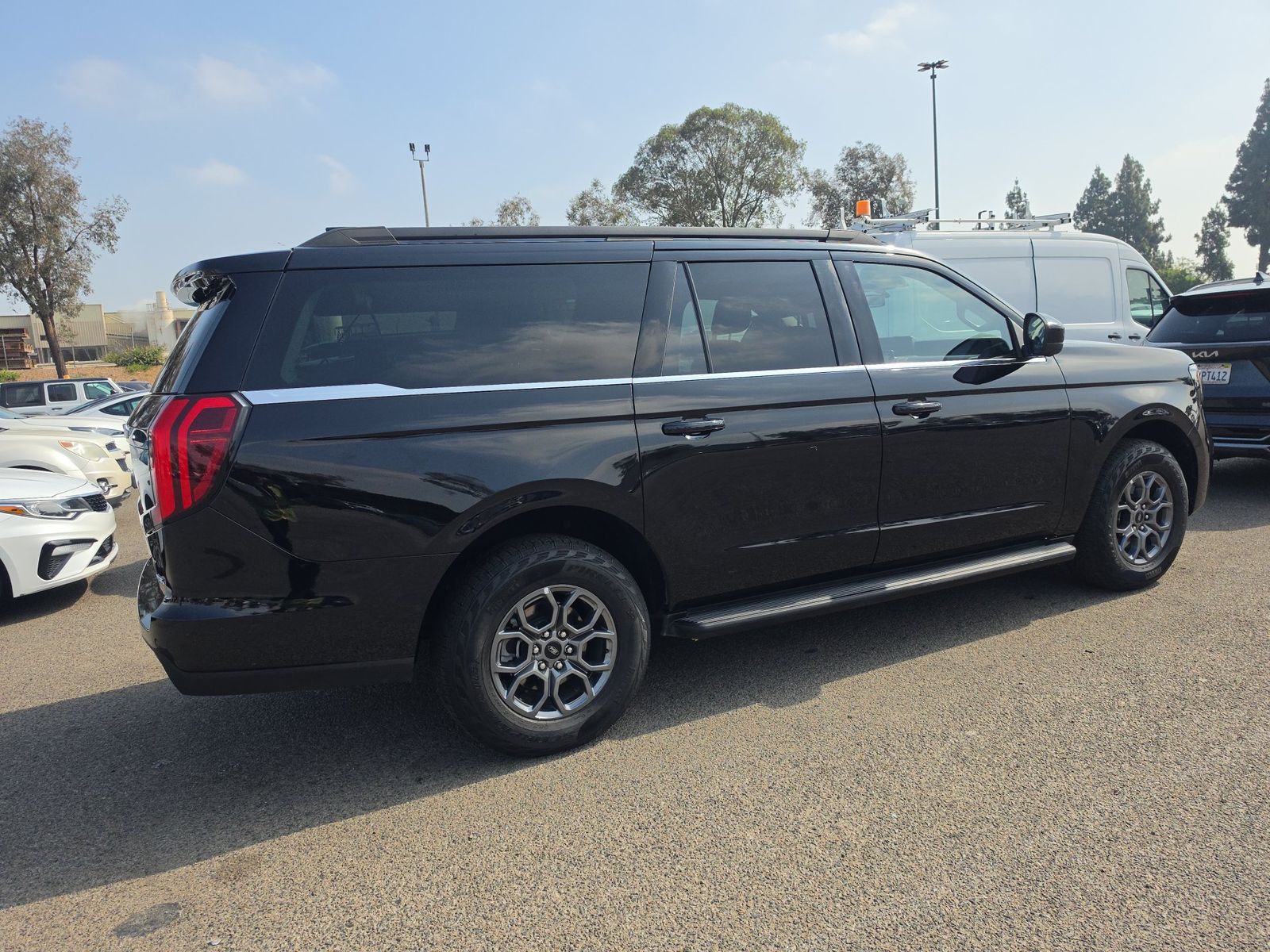 FORD EXPEDITION MAX - 5