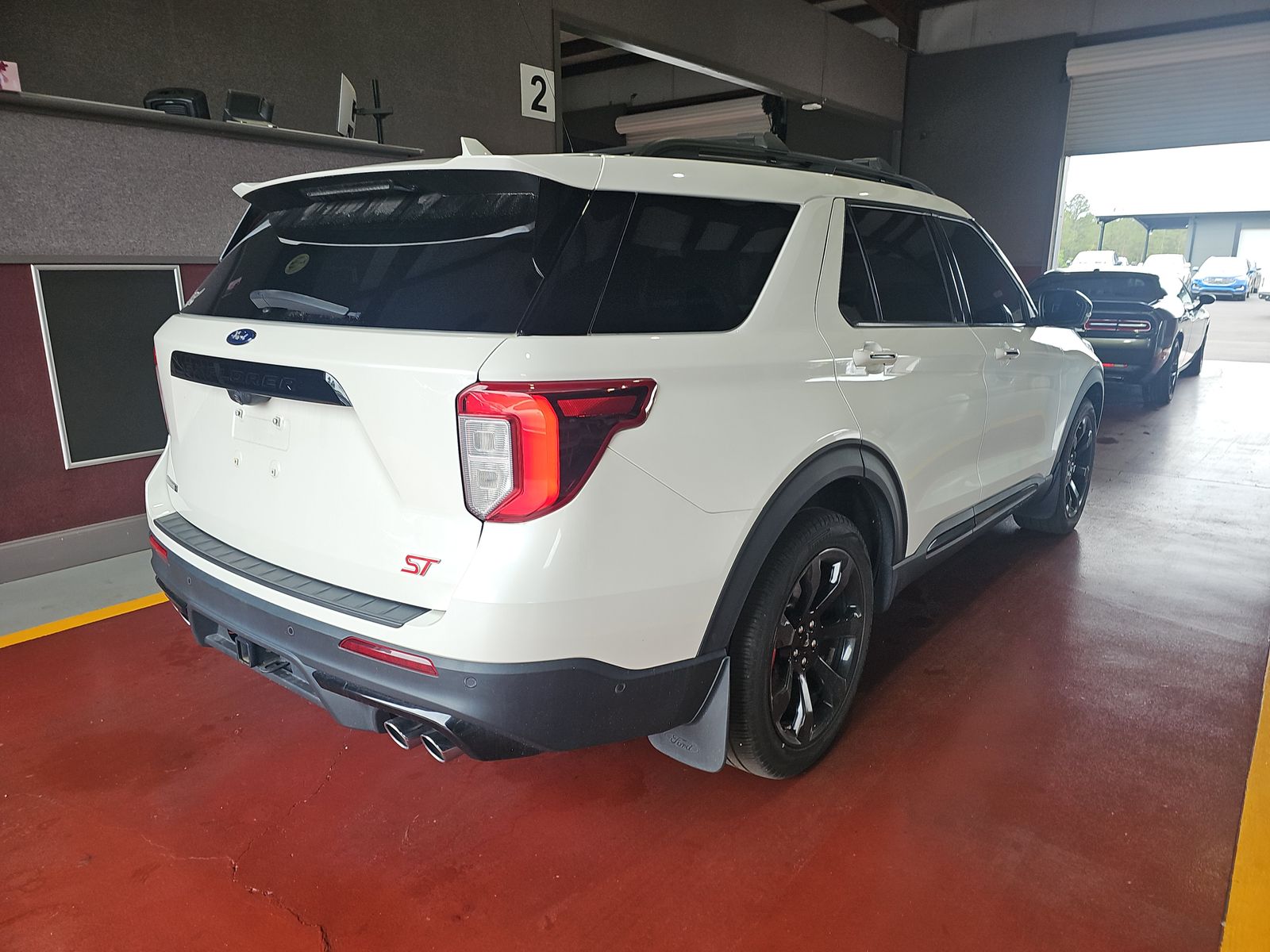 FORD EXPLORER - 5