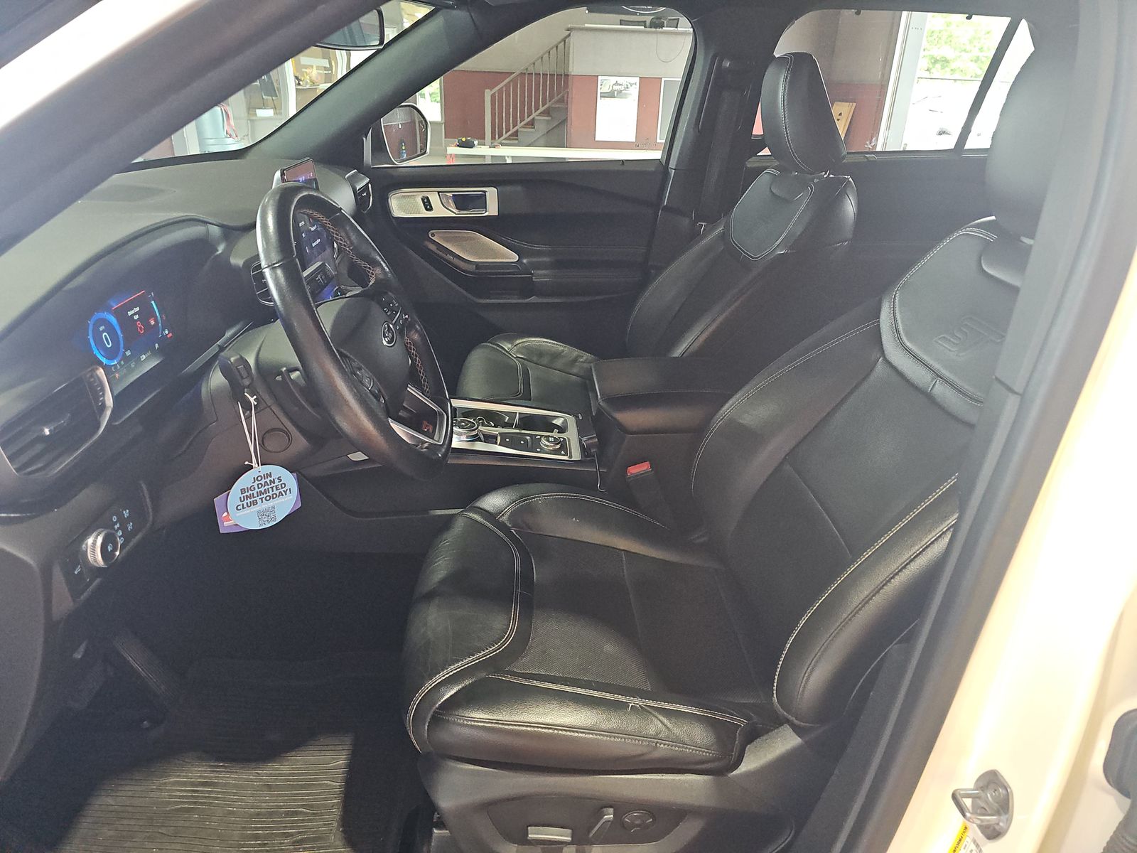 FORD EXPLORER - 8