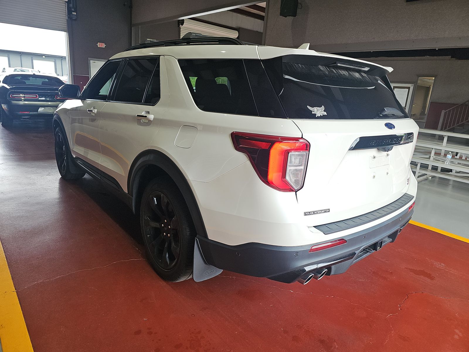 FORD EXPLORER - 7