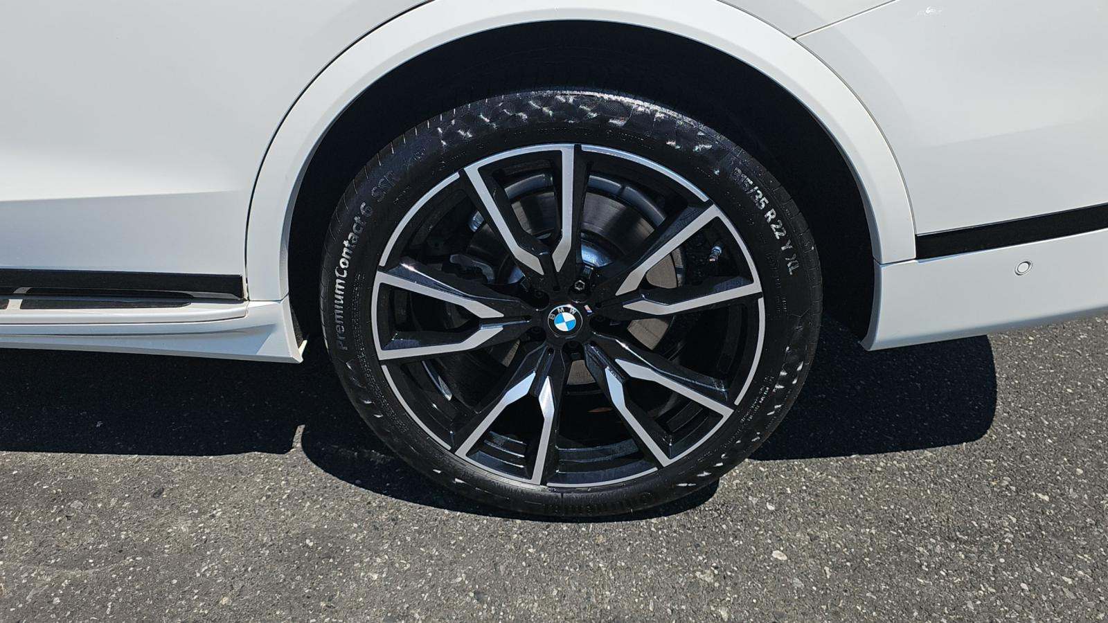 2022 BMW X7 xDrive40i AWD