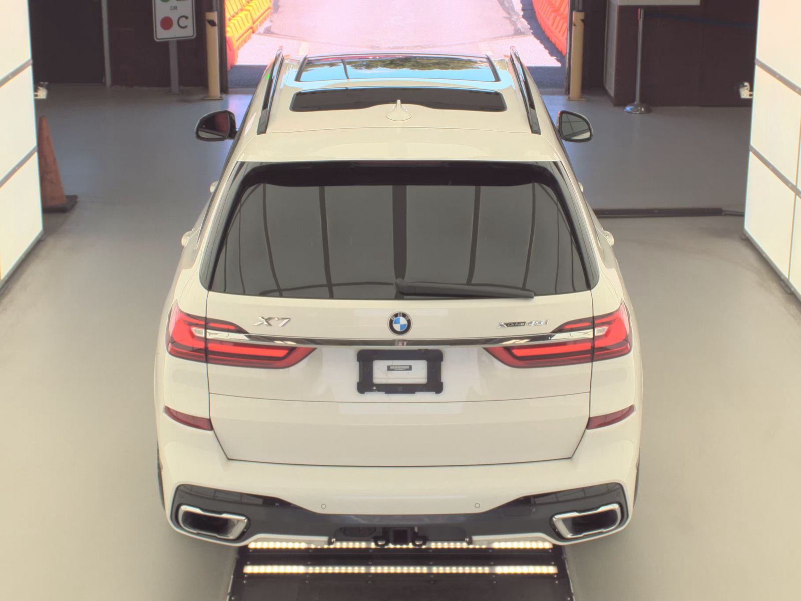 2022 BMW X7 xDrive40i AWD