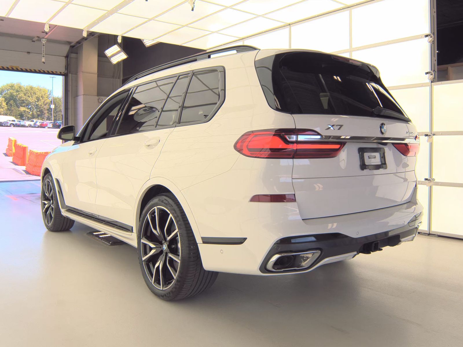 2022 BMW X7 xDrive40i AWD