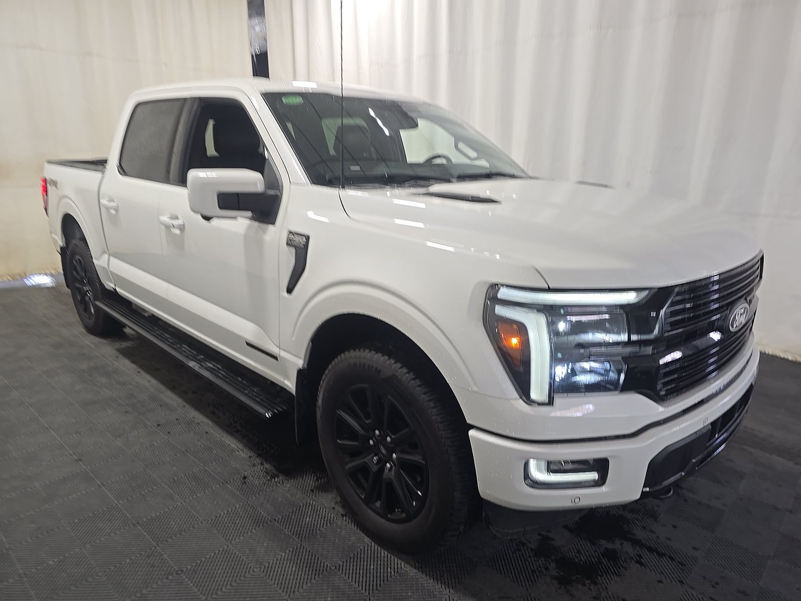 FORD F-150 - 4
