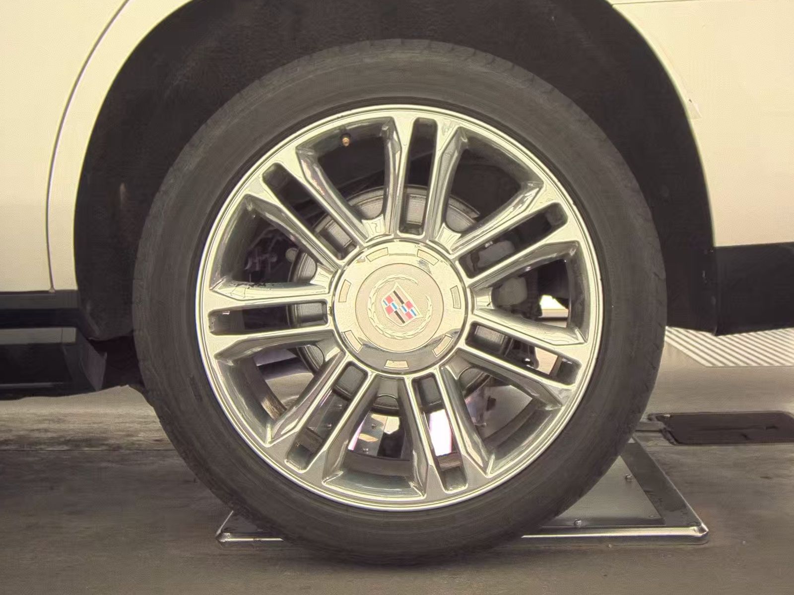 2021 Cadillac Escalade Premium Luxury Platinum AWD