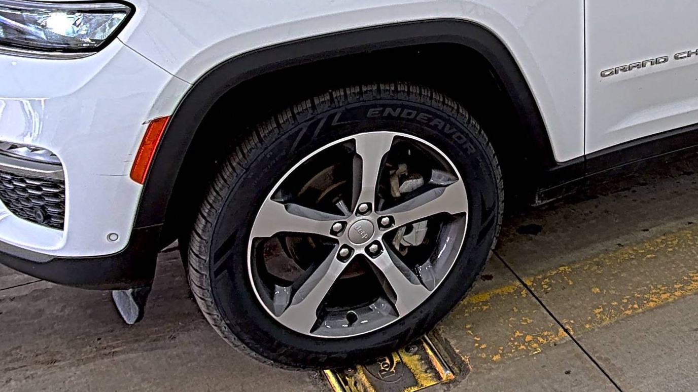 2023 Jeep Grand Cherokee Limited AWD
