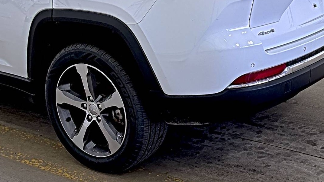 2023 Jeep Grand Cherokee Limited AWD