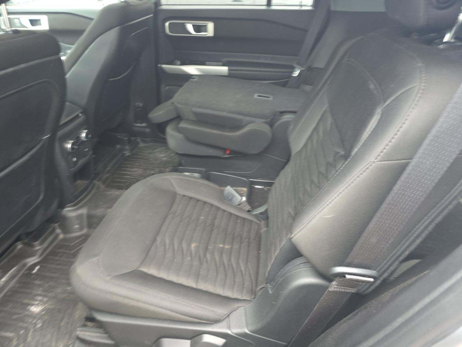 FORD EXPLORER - 8