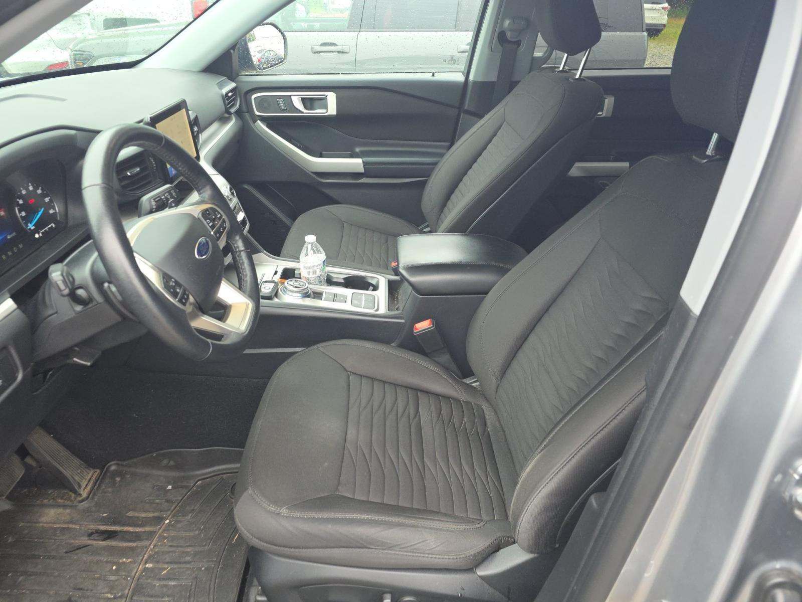 FORD EXPLORER - 5
