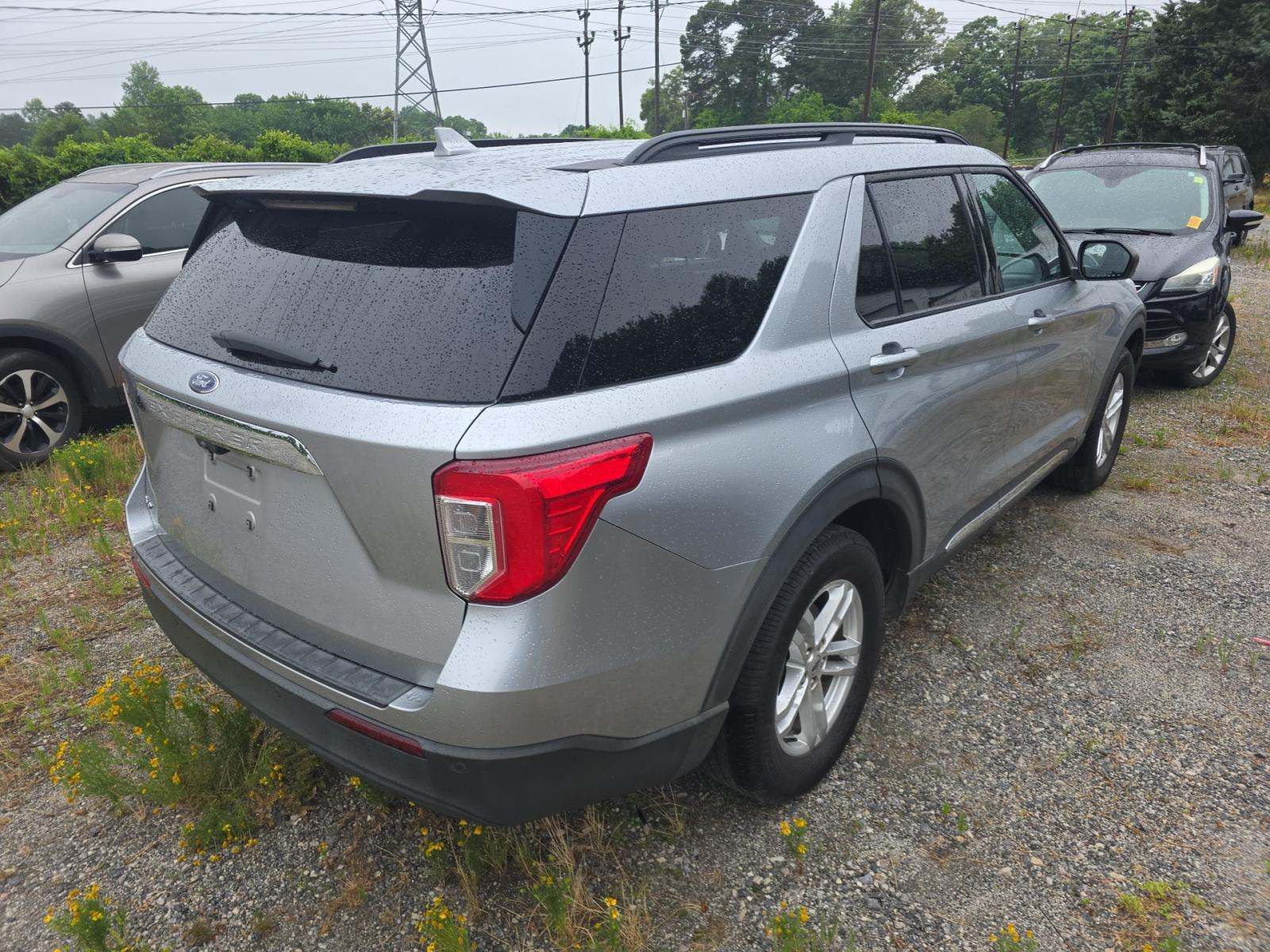 FORD EXPLORER - 3