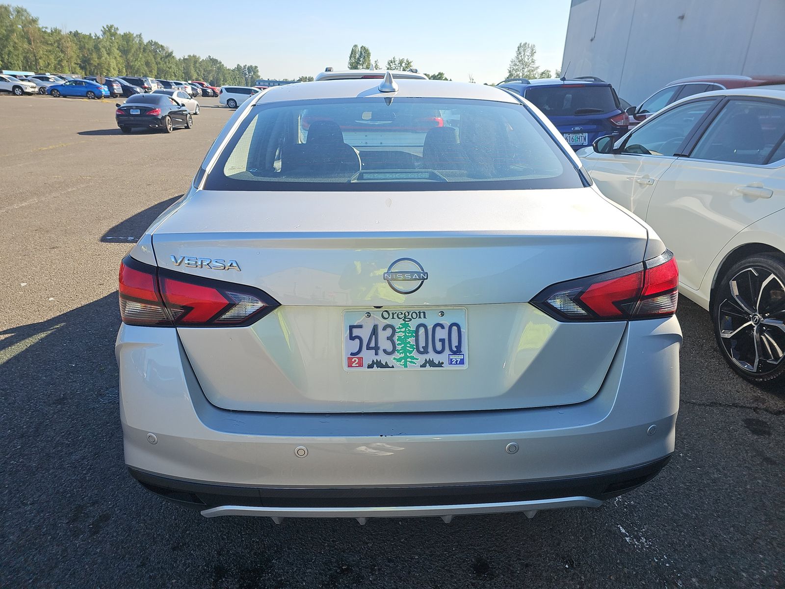 NISSAN VERSA - 6