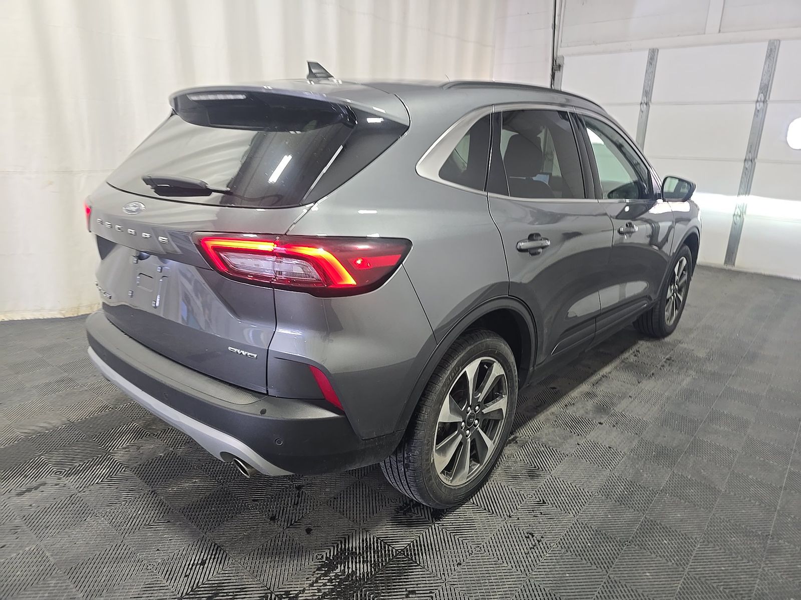 FORD ESCAPE - 5