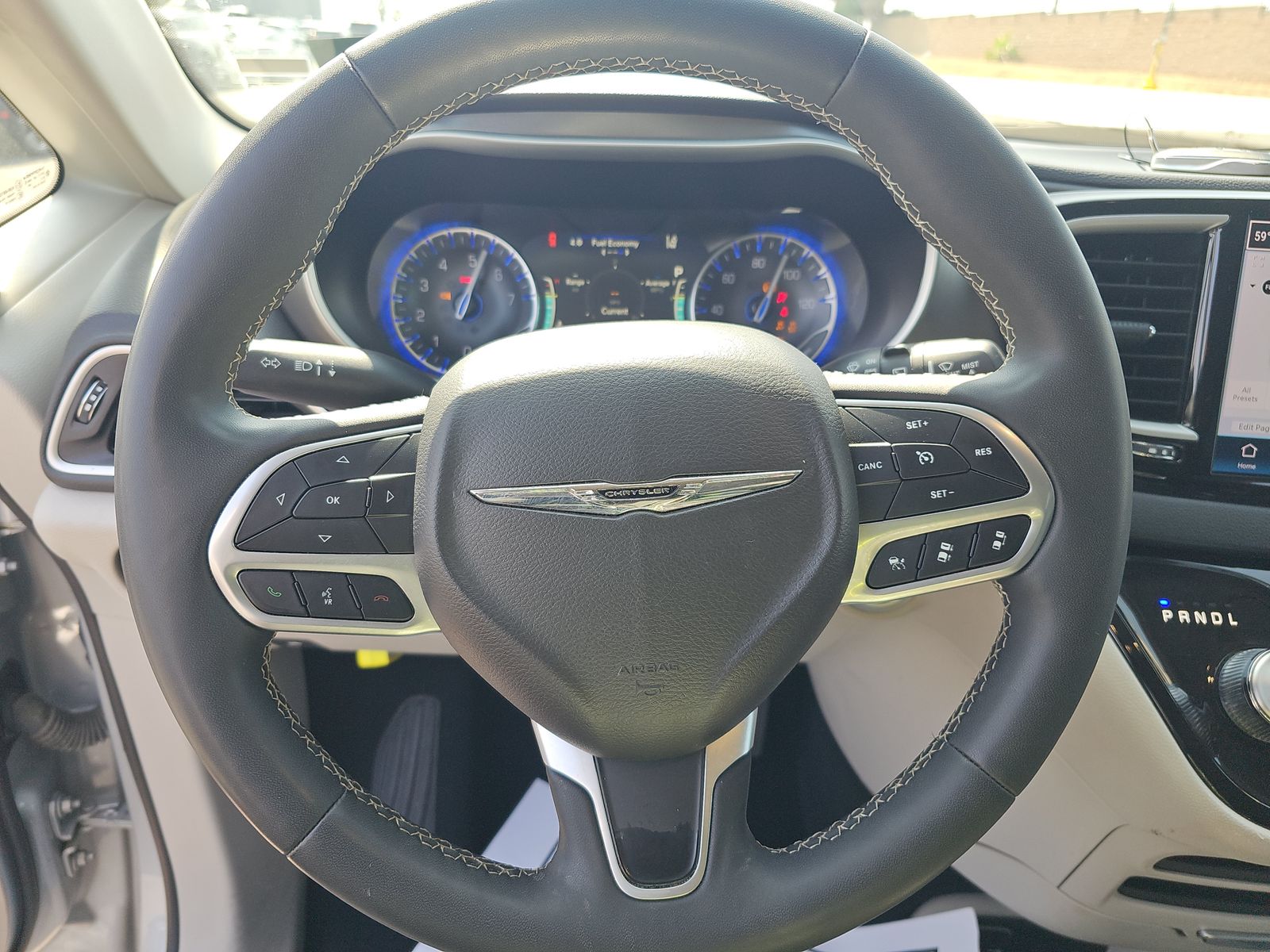 2024 Chrysler Pacifica Touring L FWD
