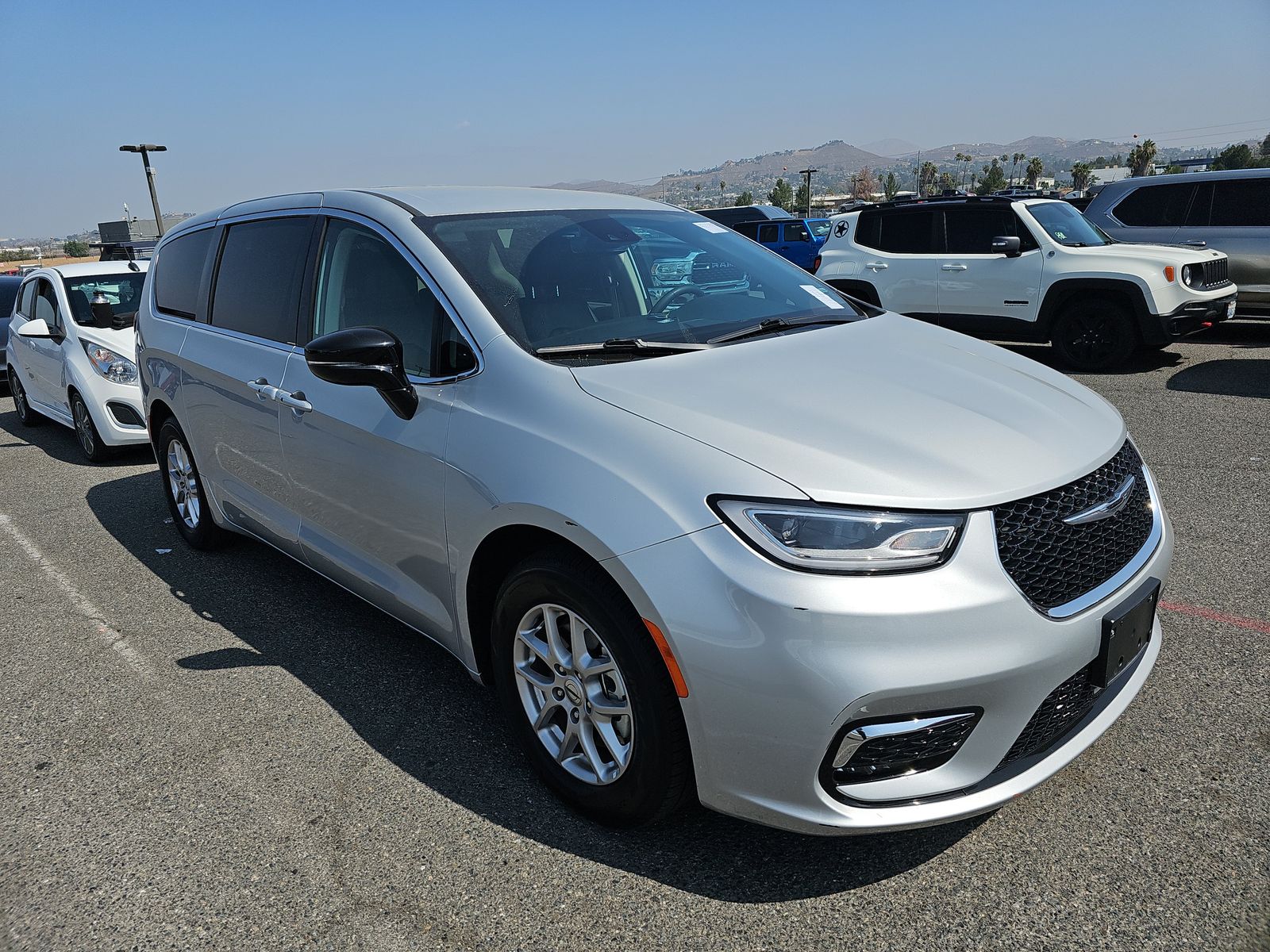 2024 Chrysler Pacifica Touring L FWD