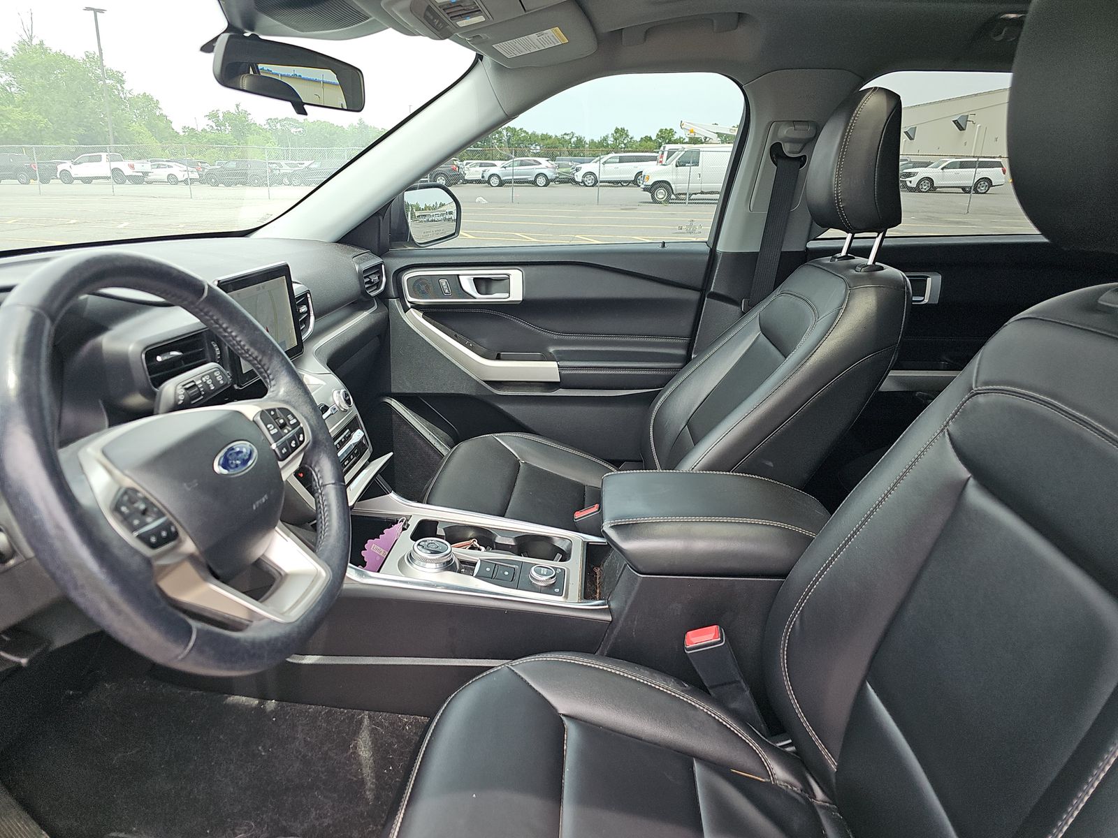 FORD EXPLORER - 8