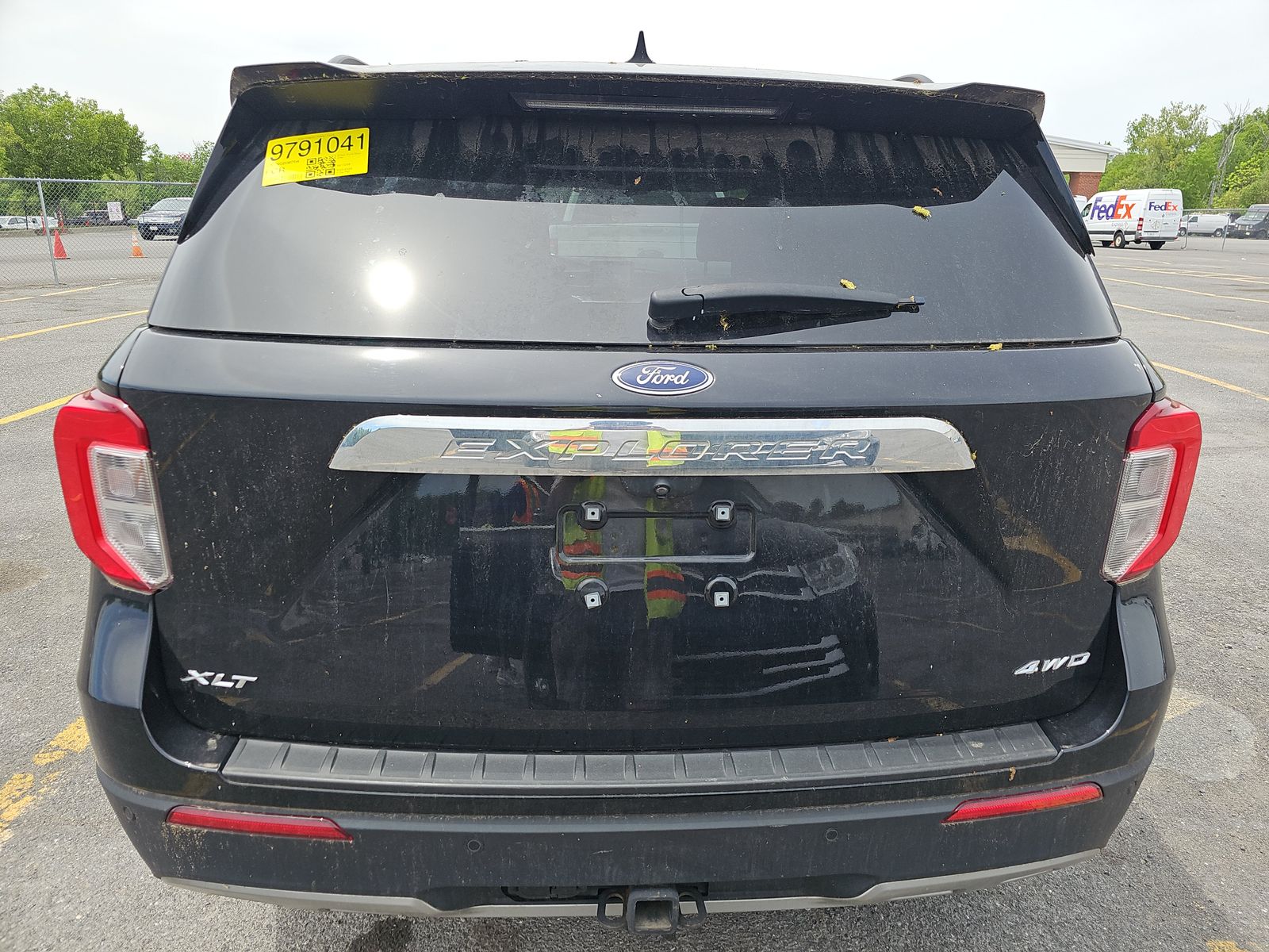 FORD EXPLORER - 6