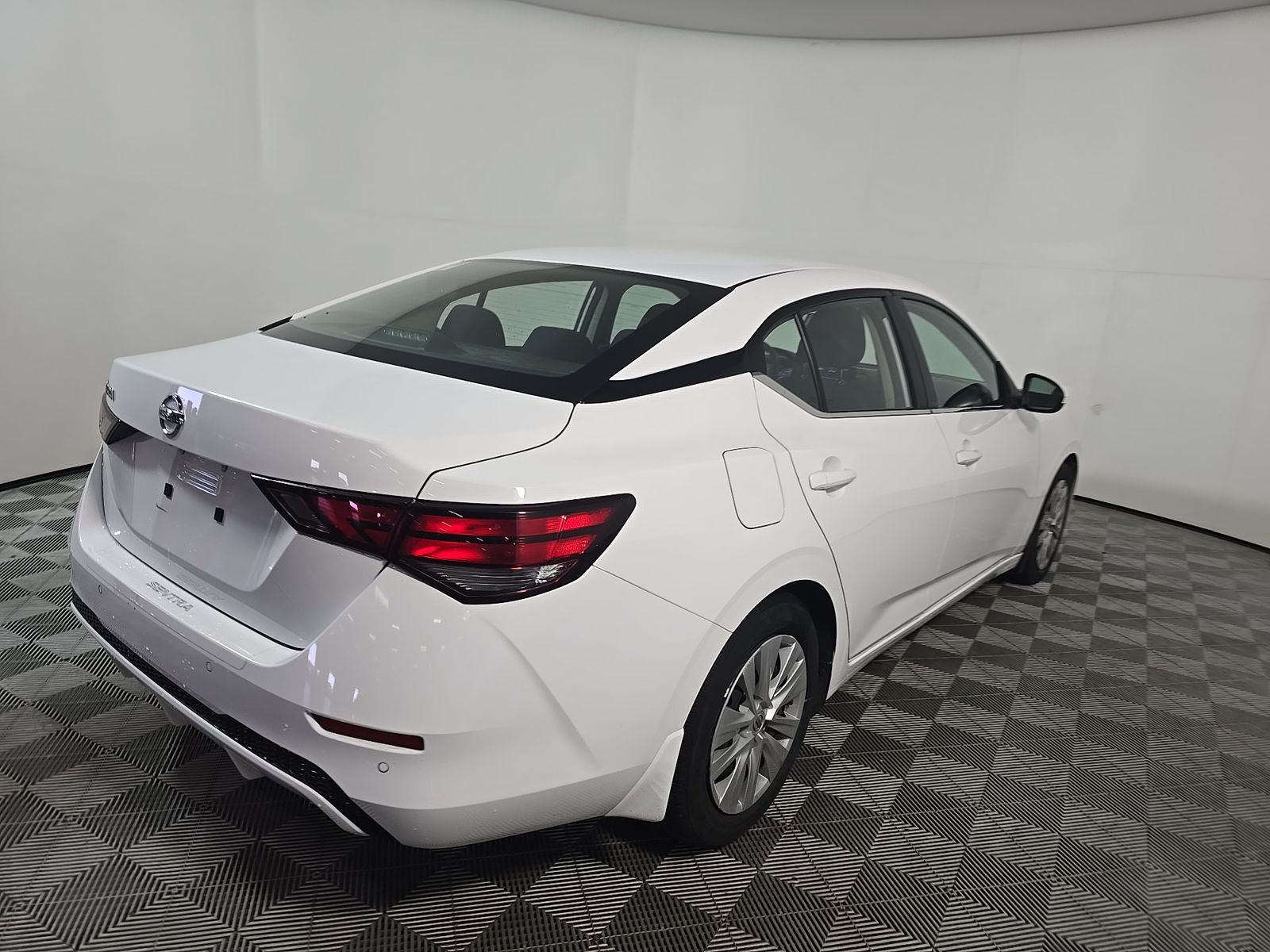 NISSAN SENTRA - 5