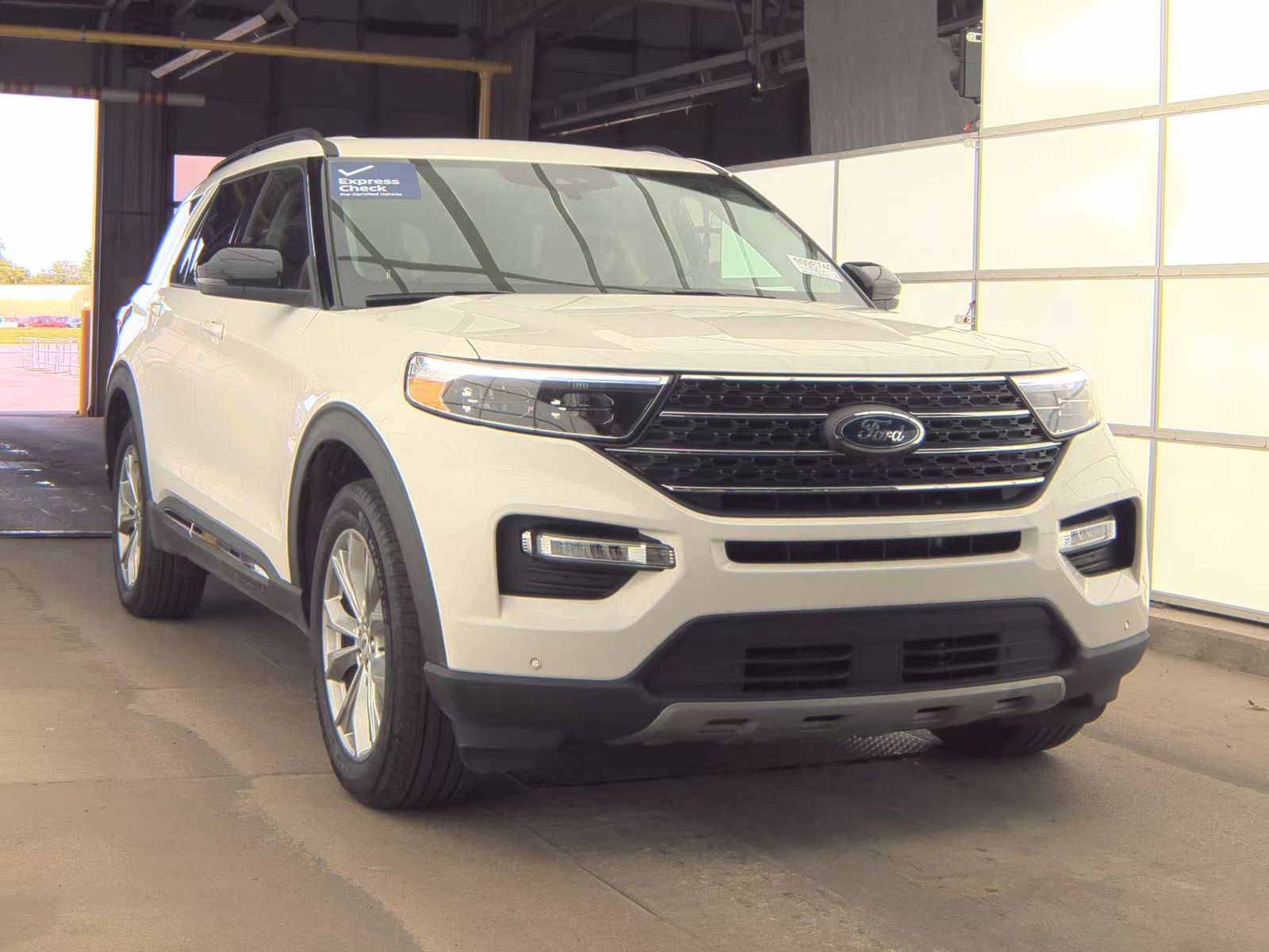 FORD EXPLORER - 5