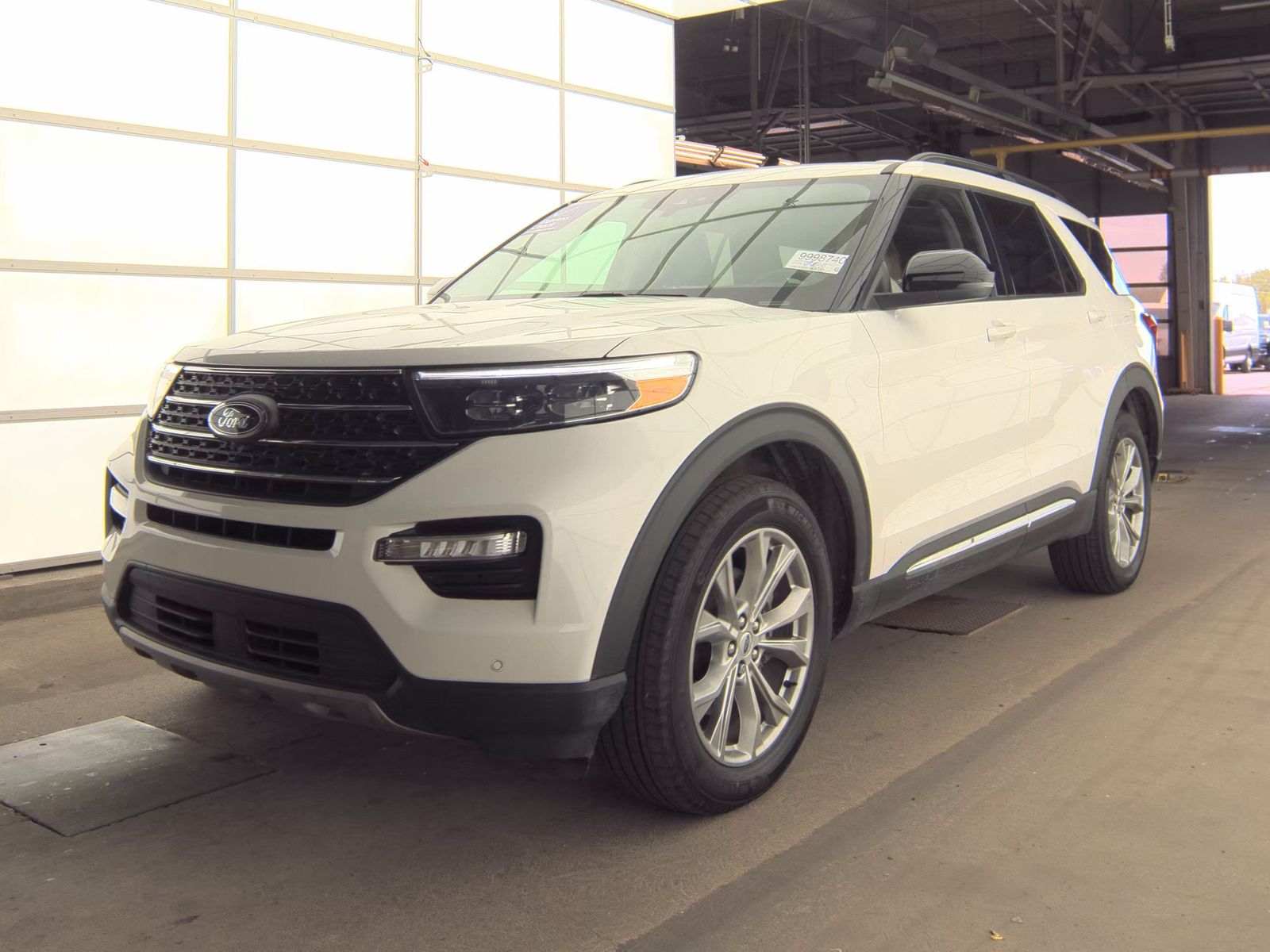 FORD EXPLORER - 1