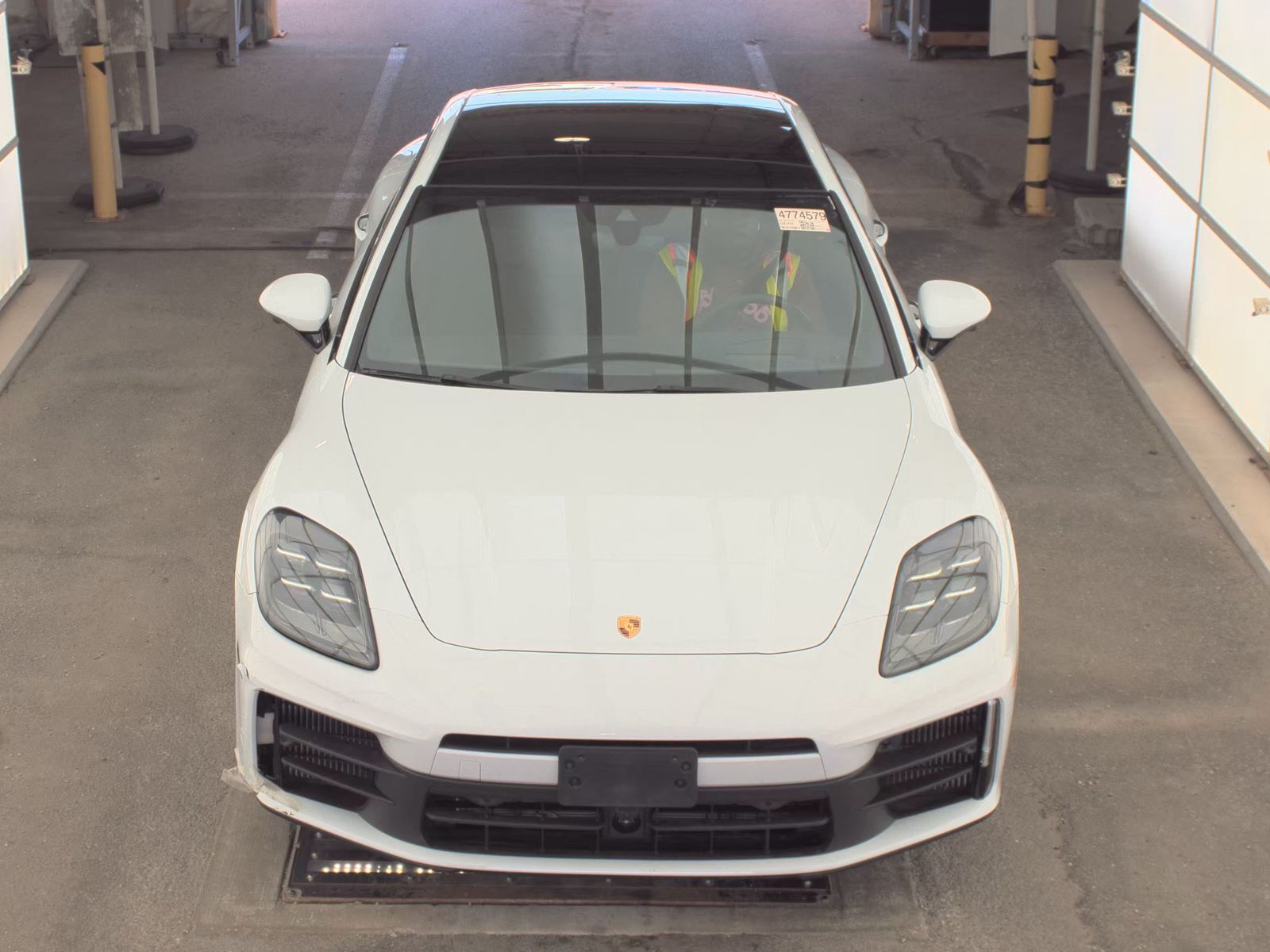 2025 Porsche Panamera 4 AWD
