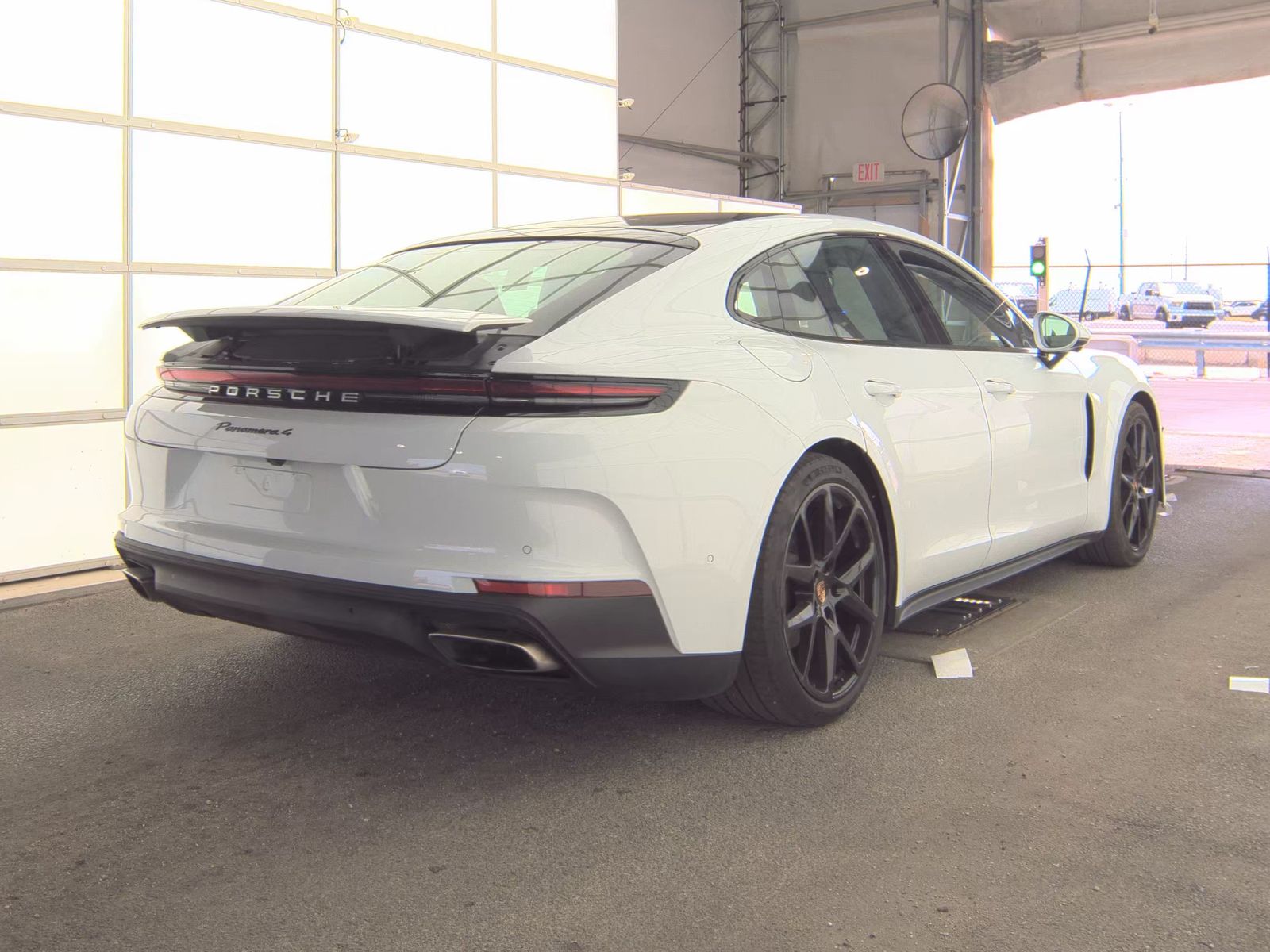 2025 Porsche Panamera 4 AWD