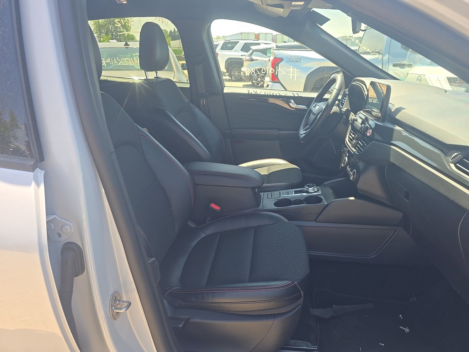 2025 Ford Escape ST-Line Select AWD