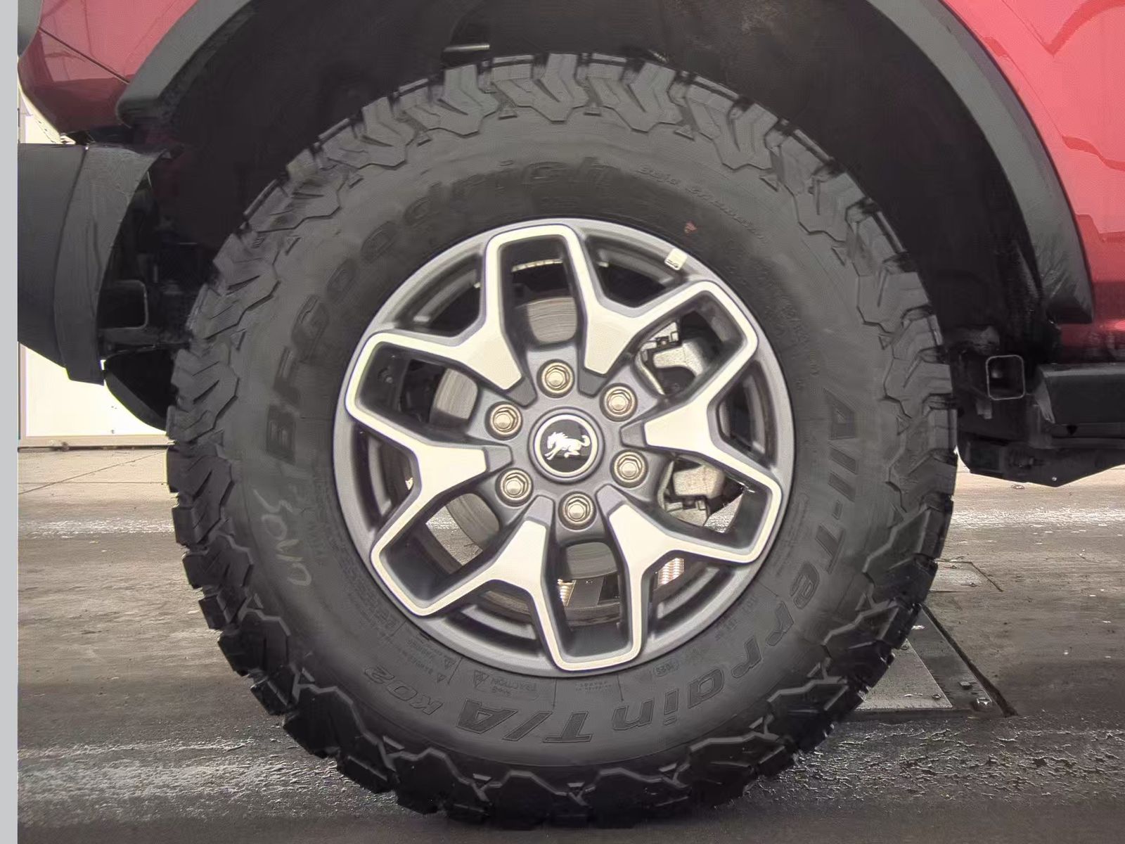 FORD BRONCO - 10