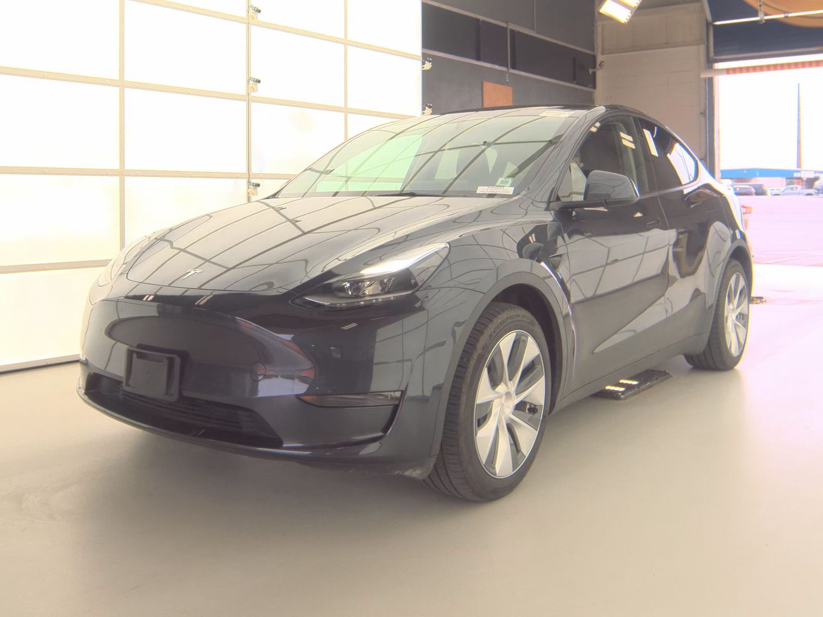 TESLA MODEL Y - 1