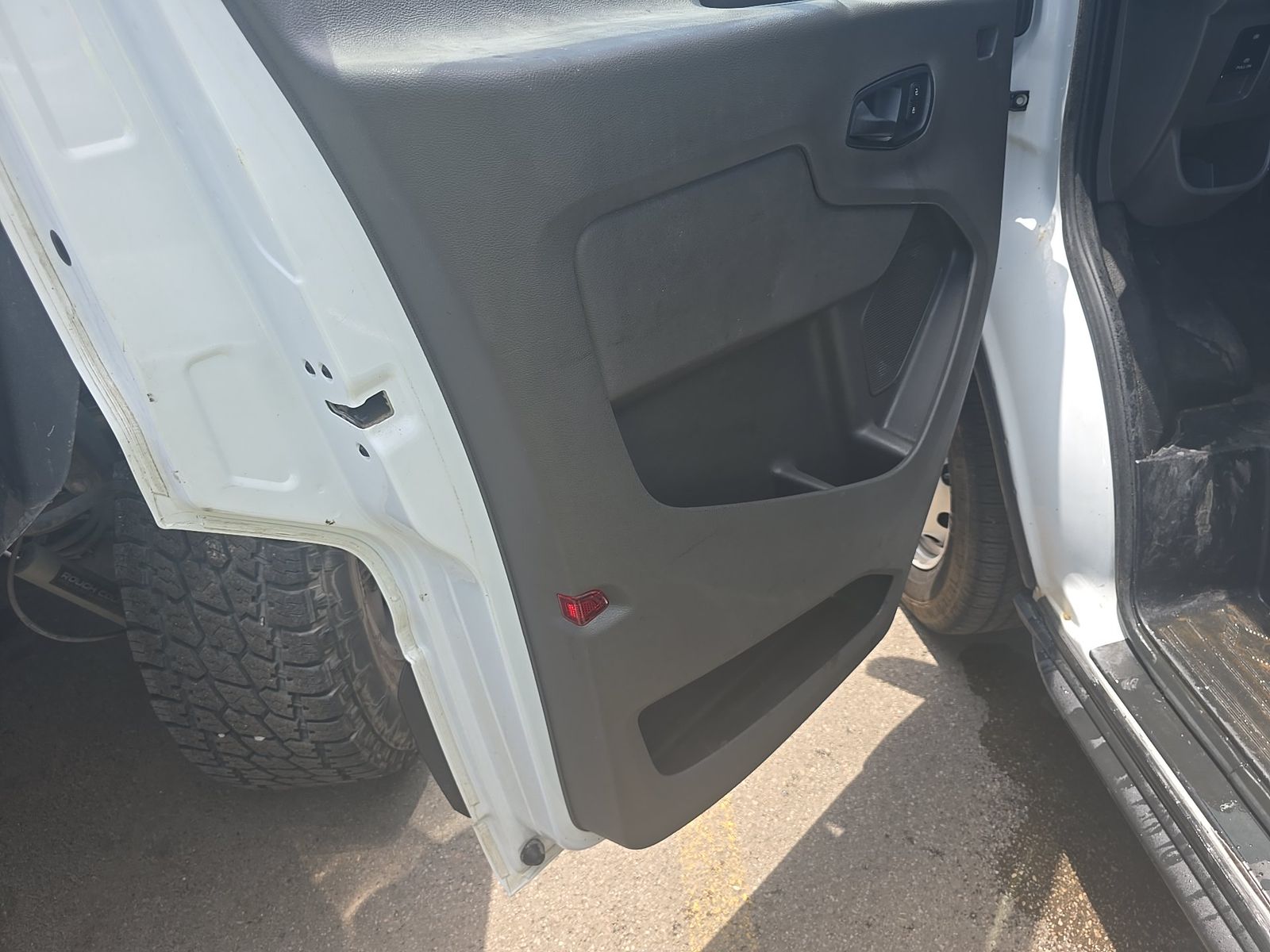 FORD TRANSIT 250 - 10