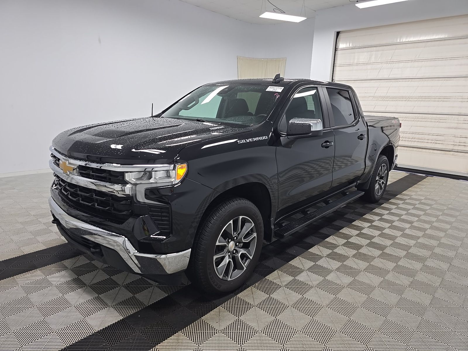 2024 Chevrolet Silverado 1500 LT AWD