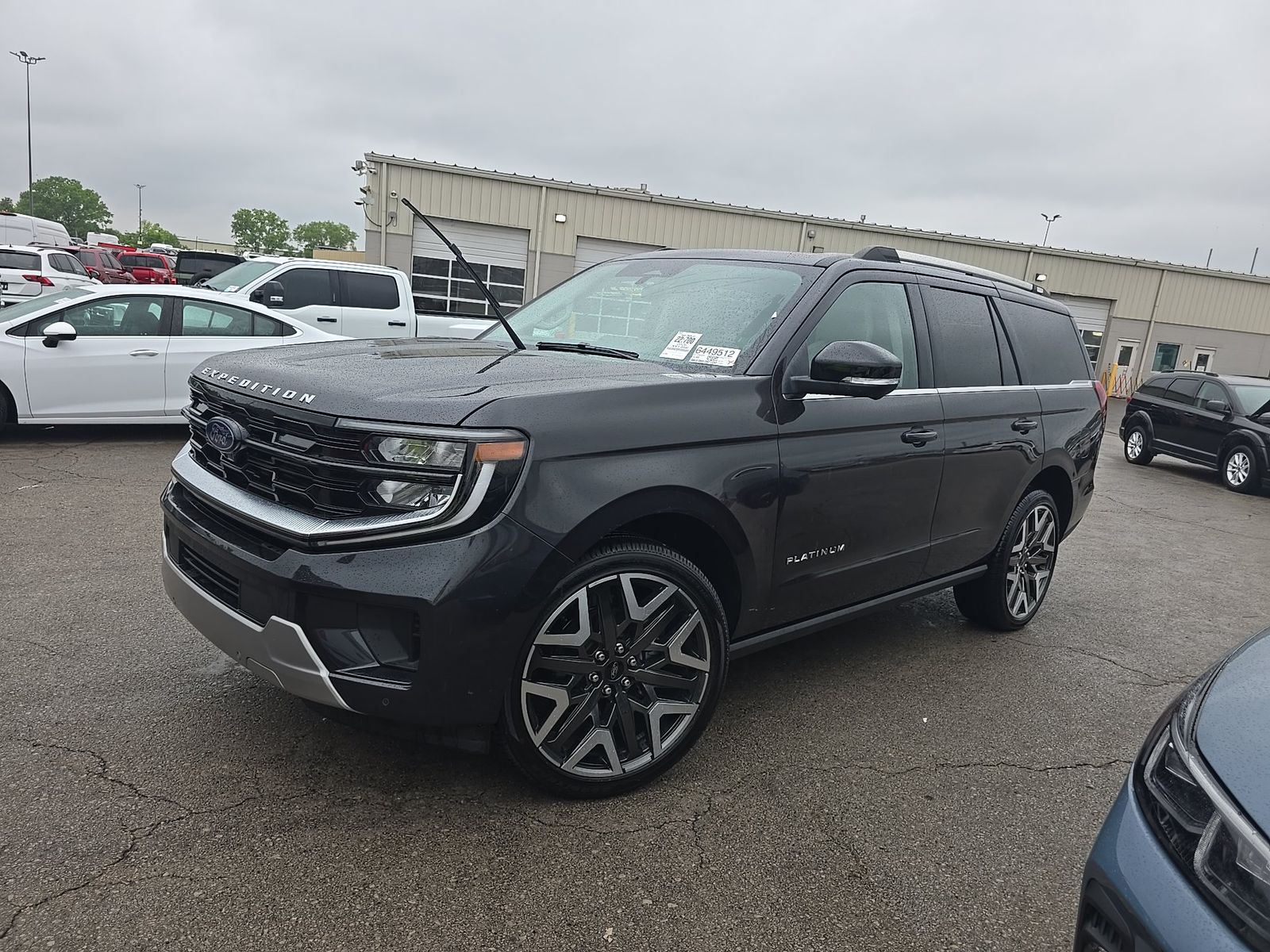 FORD EXPEDITION - 1