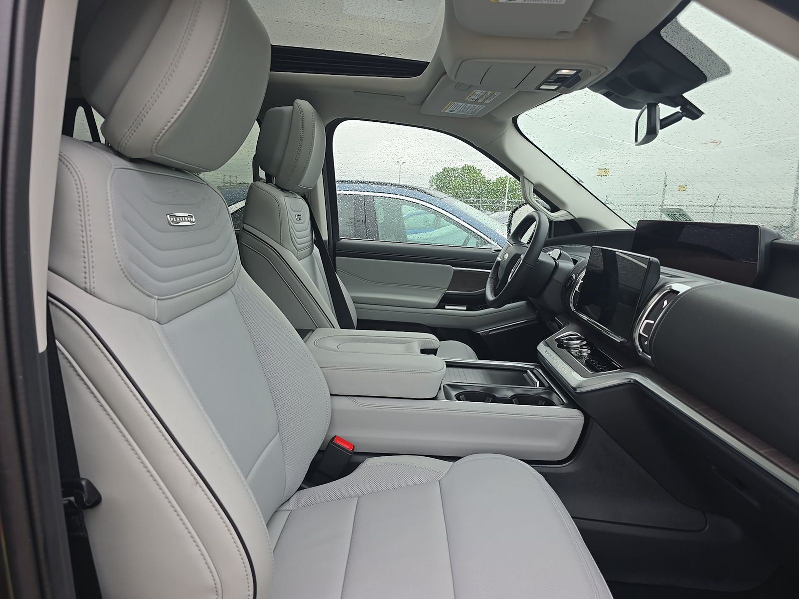 FORD EXPEDITION - 9